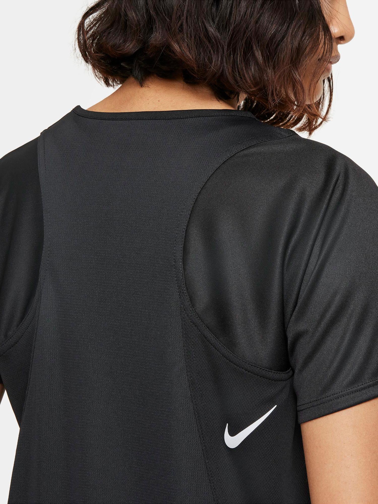 NIKE Тениска W NK FAST DF SS TOP