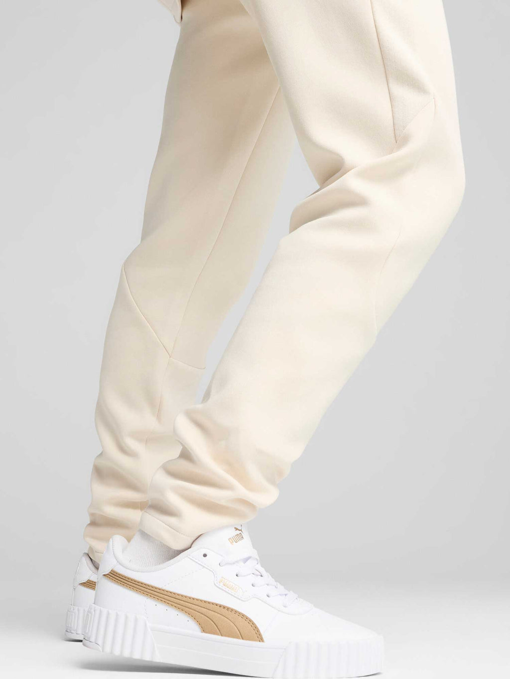 PUMA Спортно долнище EVOSTRIPE Sweatpants DK op