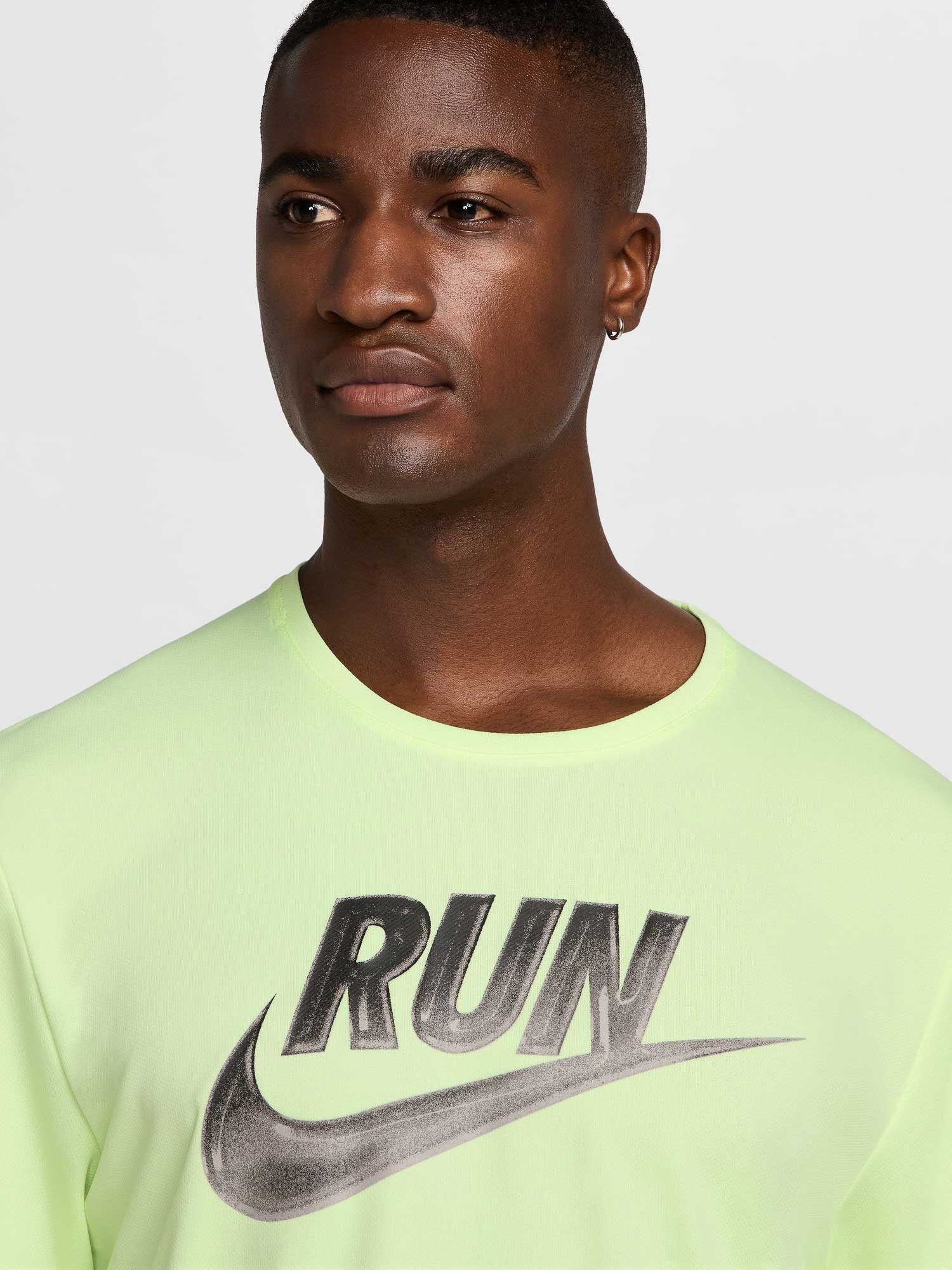 NIKE Тениска M NK RUN ENERGY MILER SS TOP