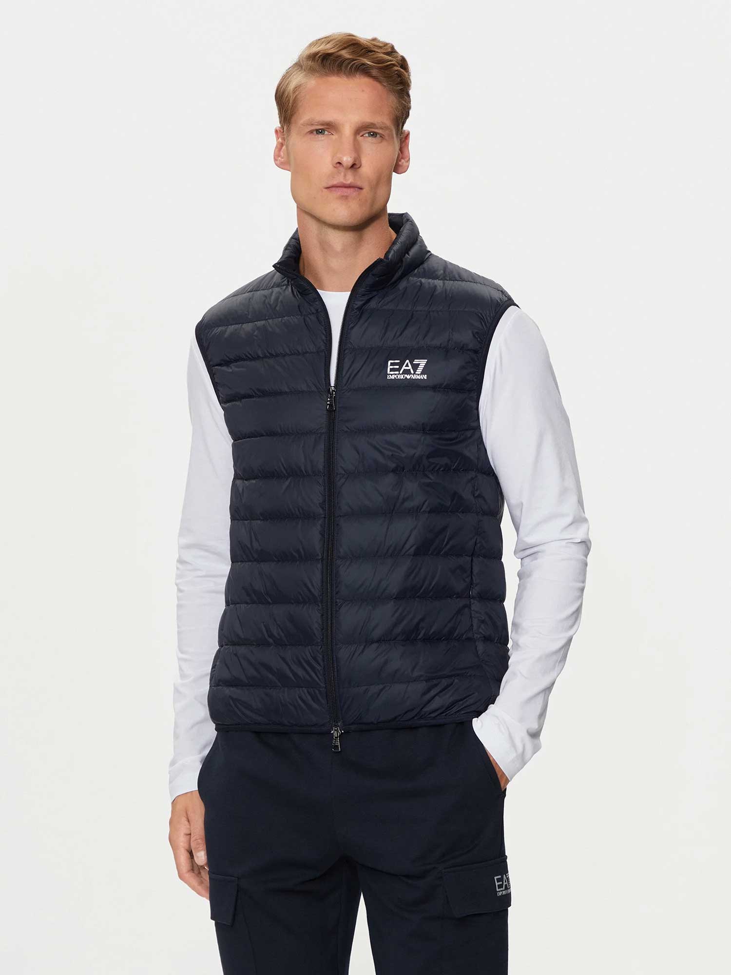 EA7 Emporio Armani Елек TRAIN CORE ID M DOWN LIGHT VEST CC