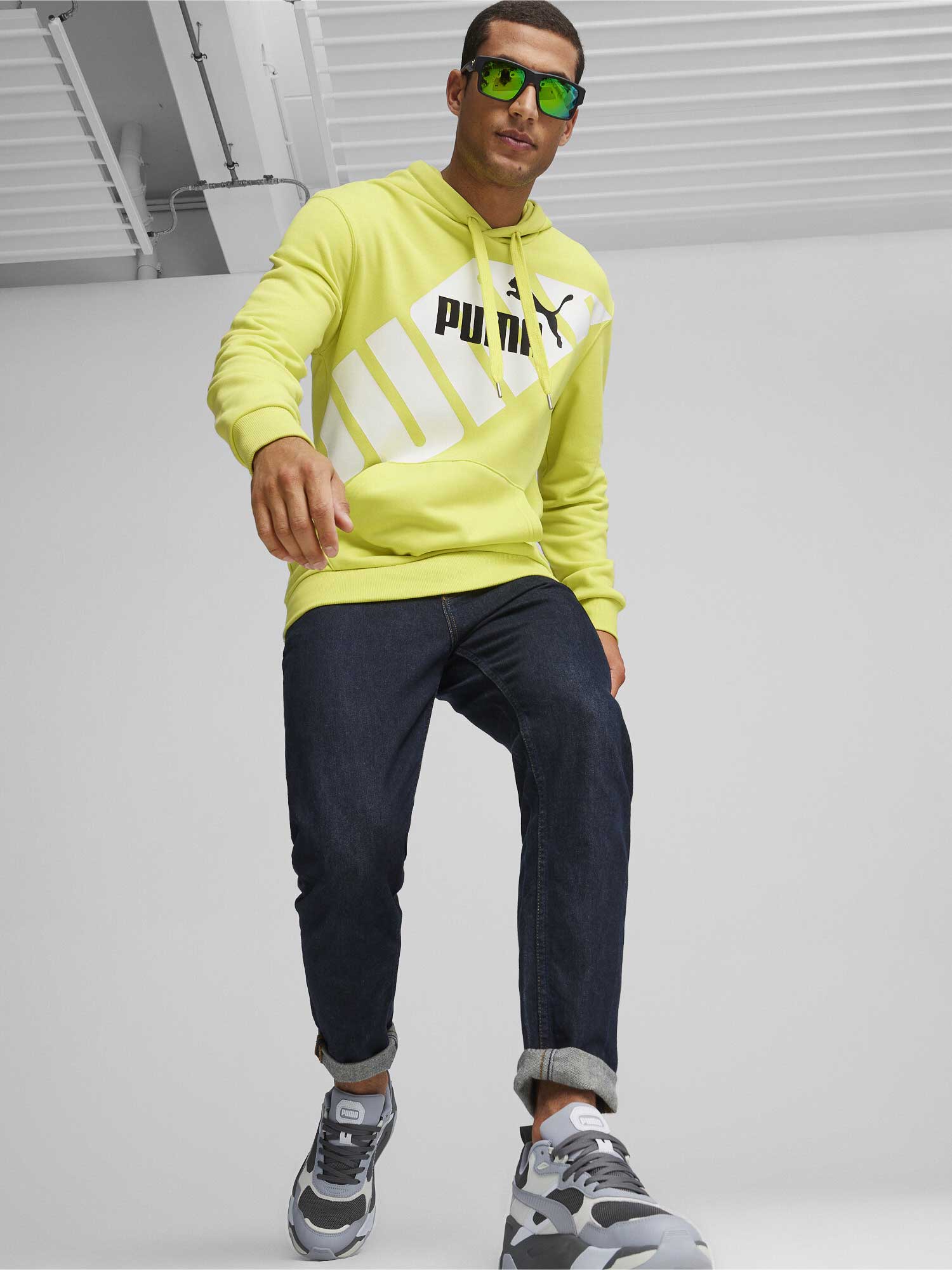 PUMA Суитшърт POWER Graphic Hoodie TR