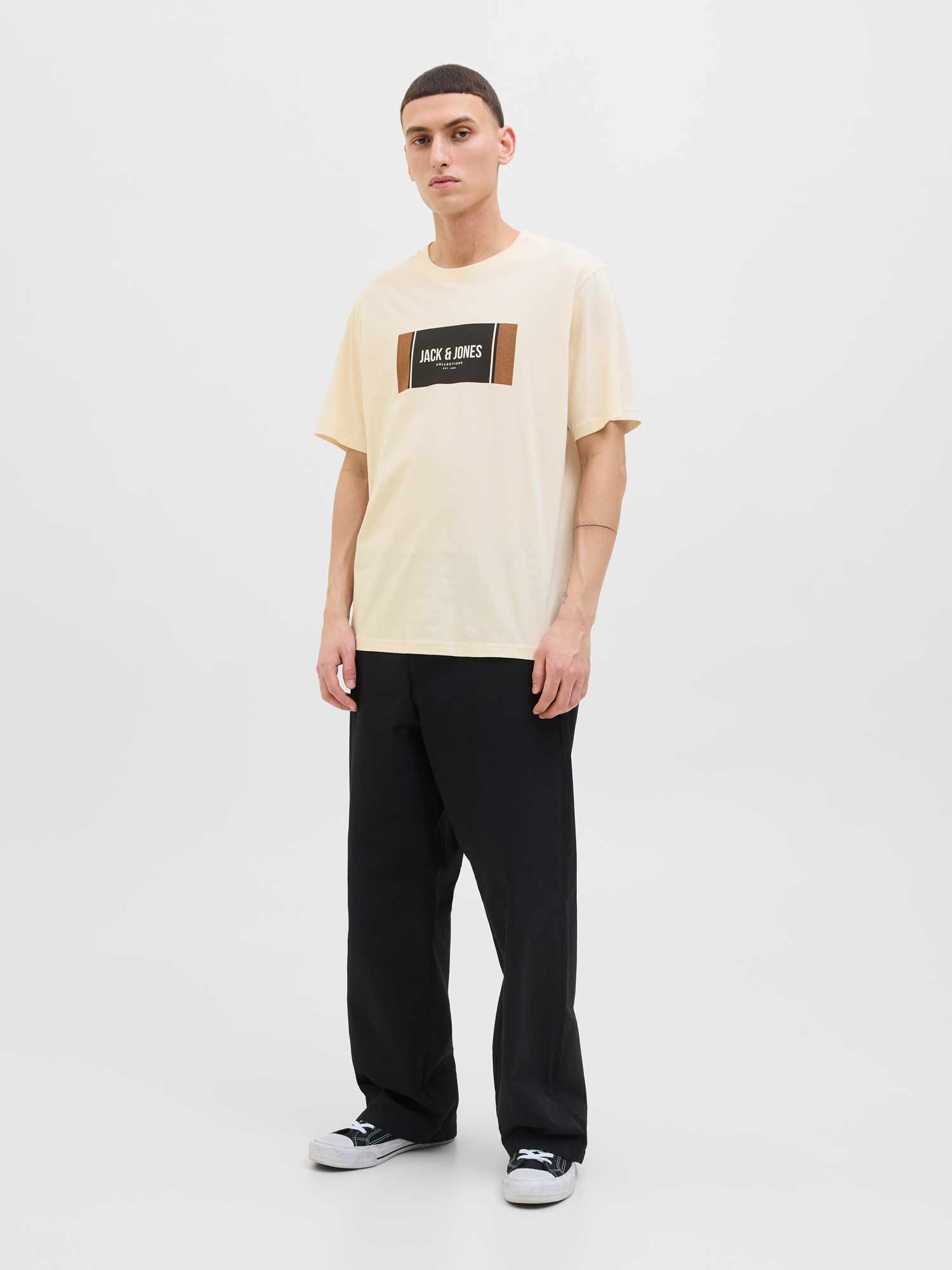 JACK & JONES Тениска JJHAYATO TEE SS CREW NECK BTS LN