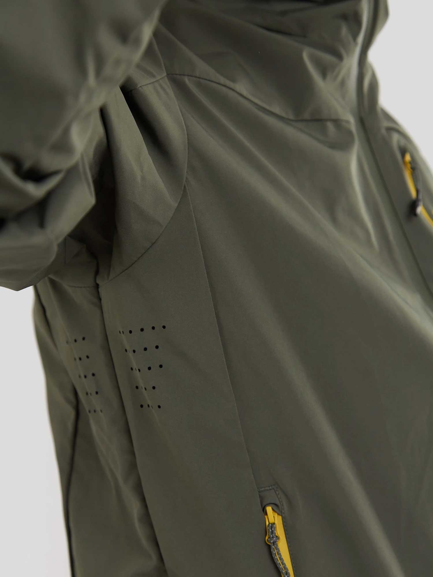 FUNDANGO Яке Alloy Hooded Softshell
