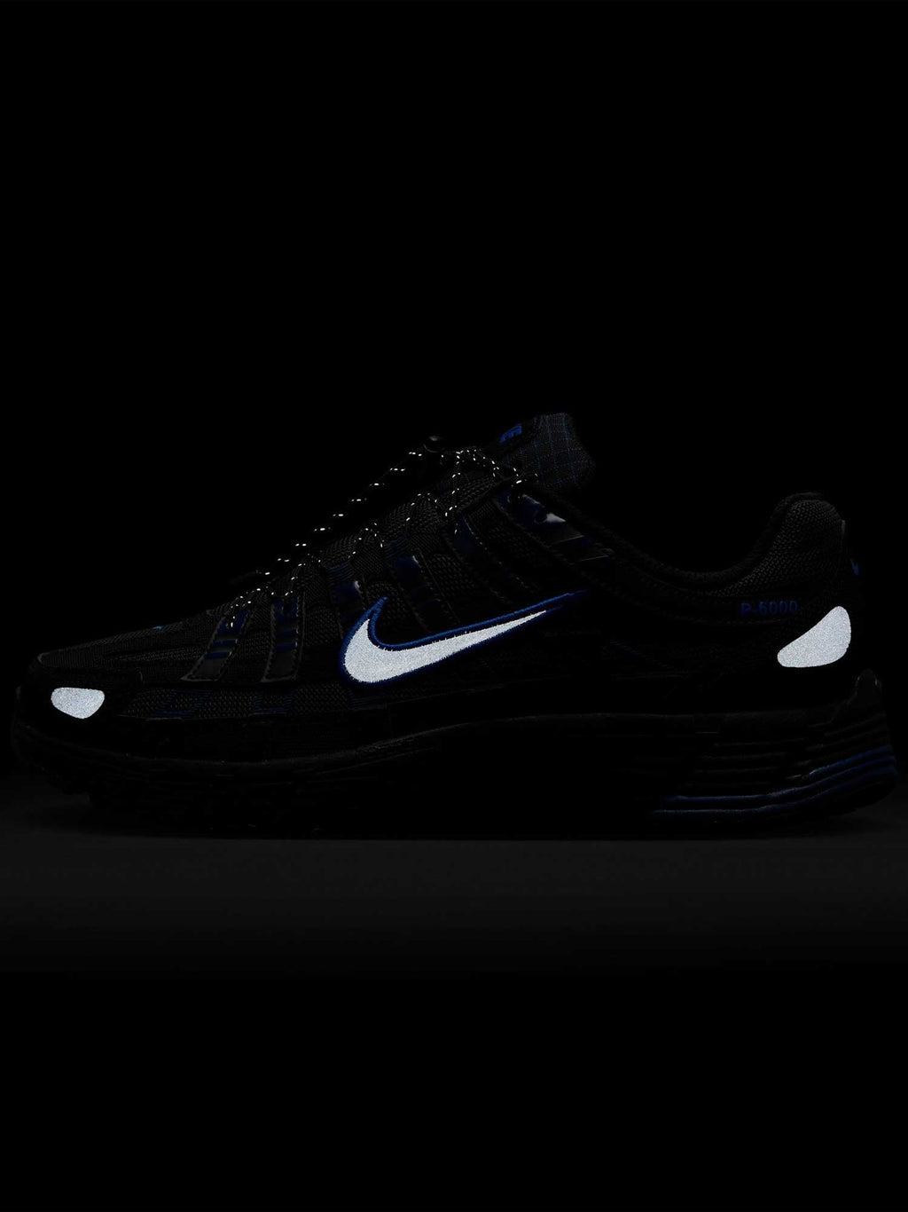 NIKE Обувки P-6000