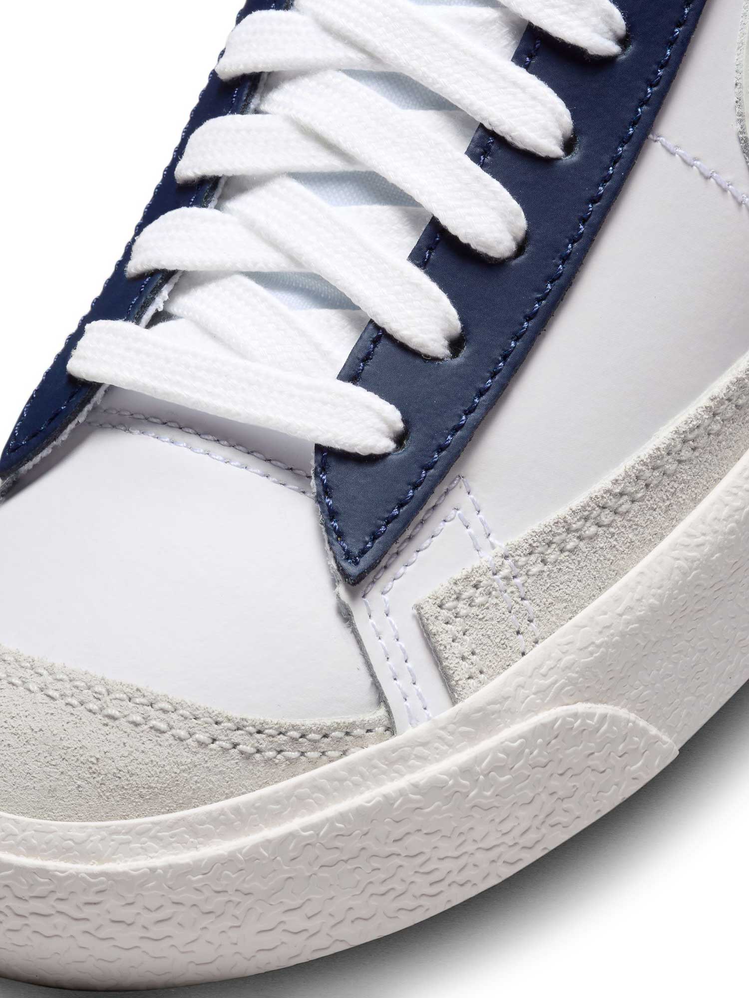 NIKE Обувки BLAZER MID 77 BG