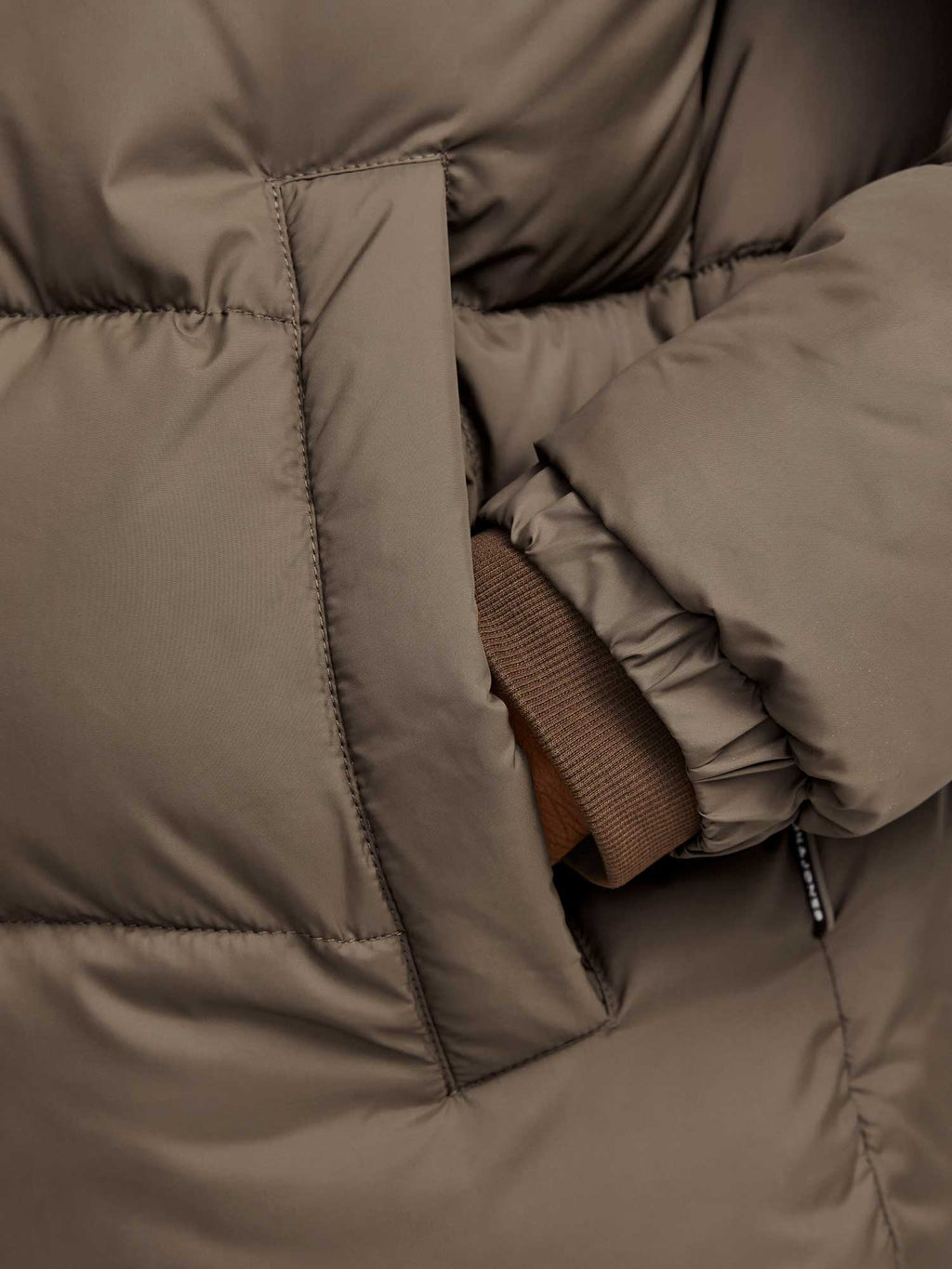 JACK & JONES Яке JJMOON HOOD PUFFER