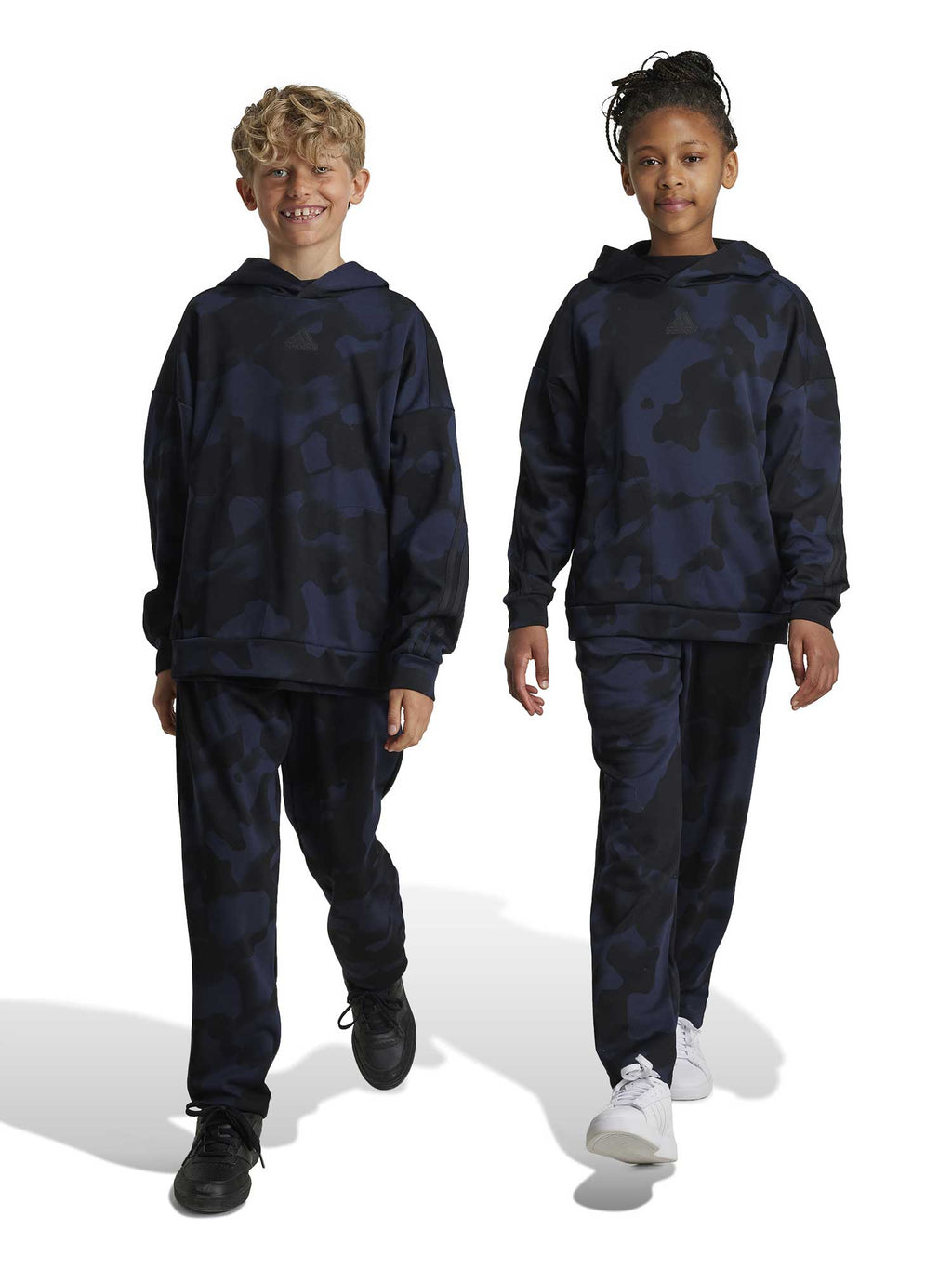 ADIDAS SPORTSWEAR Спортно долнище Future Icons Camo Printed