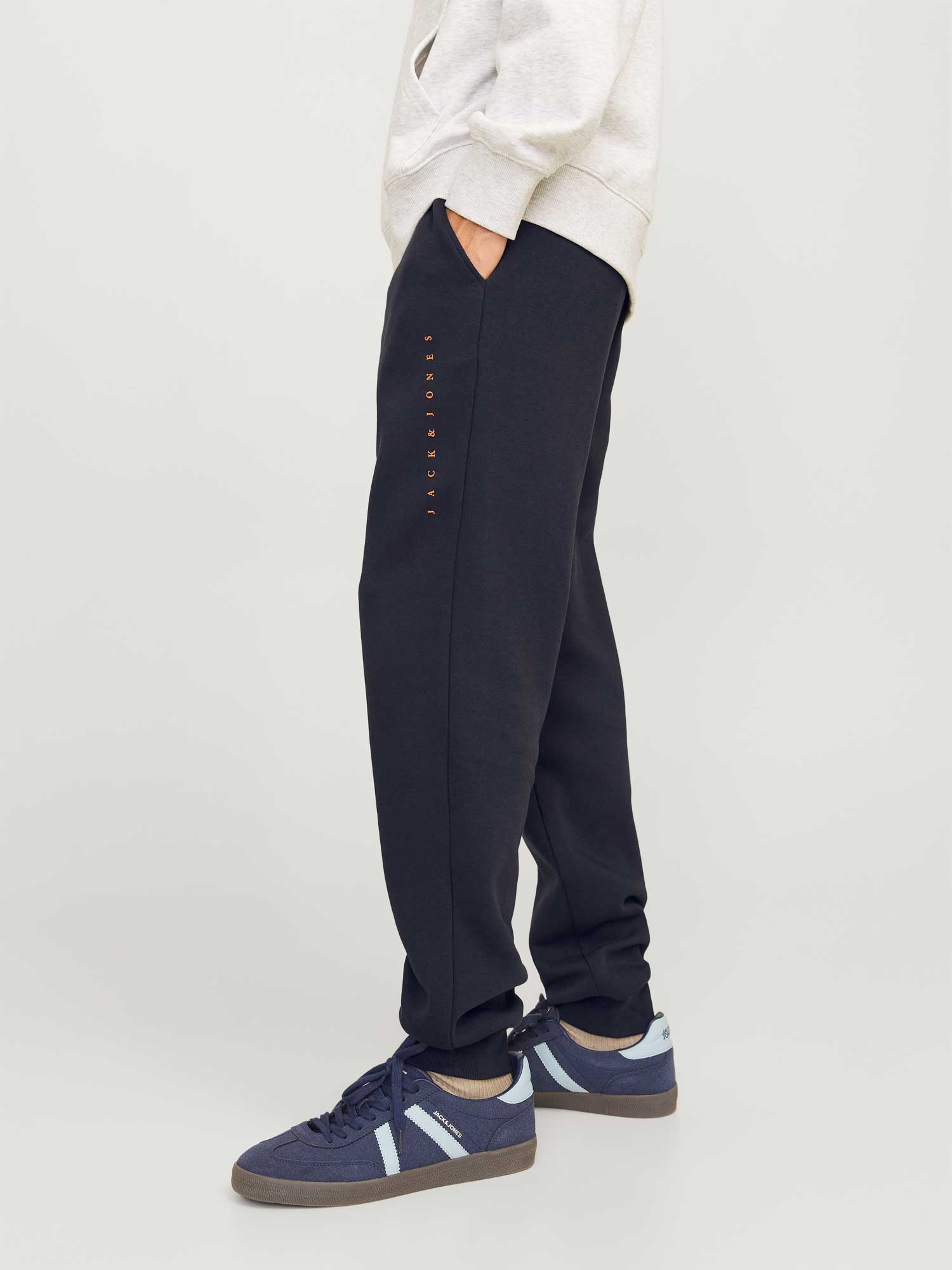 JACK & JONES Спортно долнище JPSTGORDON STAR JJ SWEAT PANTS GMS