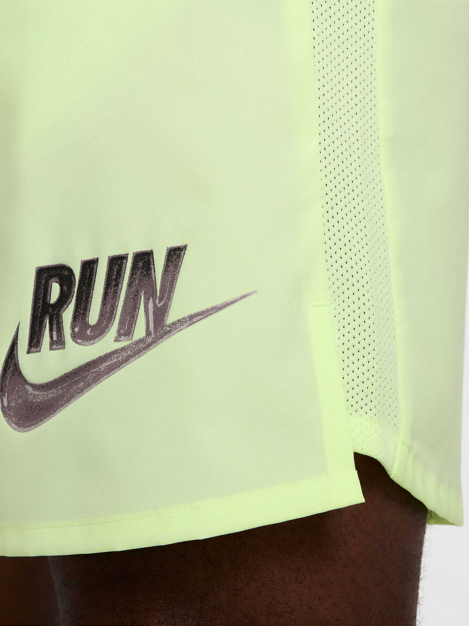 NIKE Къси панталони M NK RUN ENRGY CHLNGR 7UL SHRT