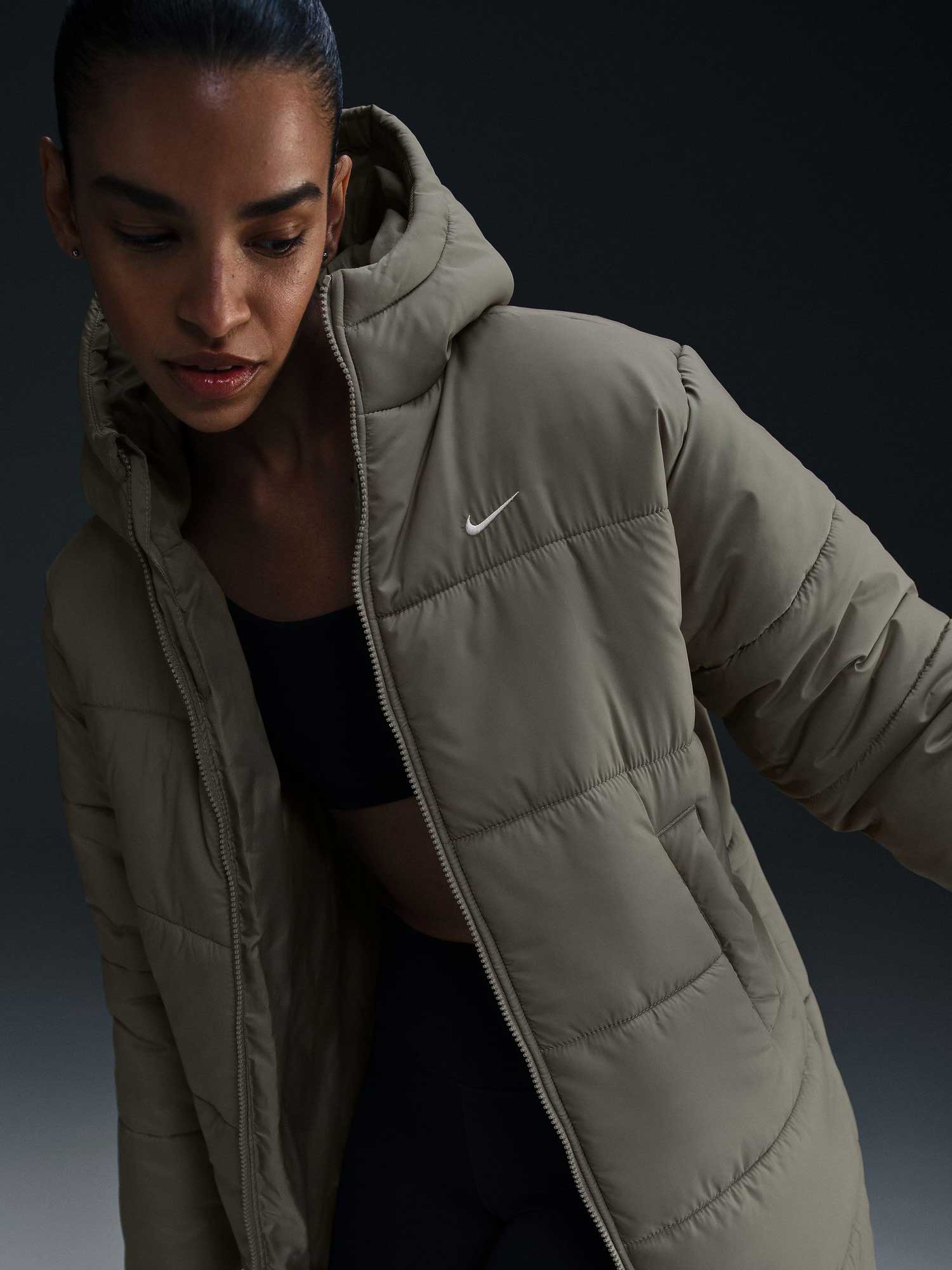NIKE Яке W NSW TF SNFL NK CLSC PRKA