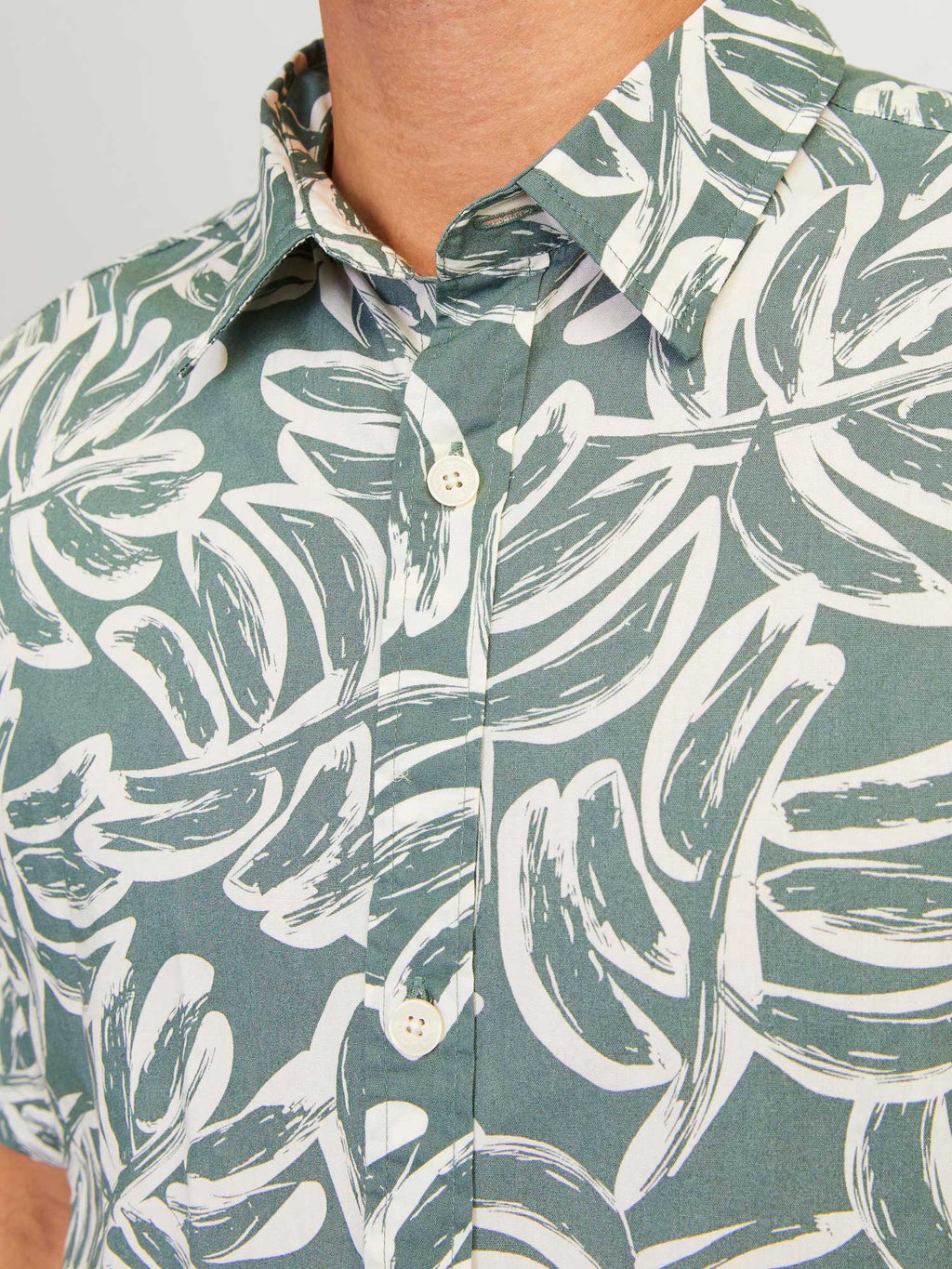 JACK & JONES Риза JORLAFAYETTE AOP SHIRT SS