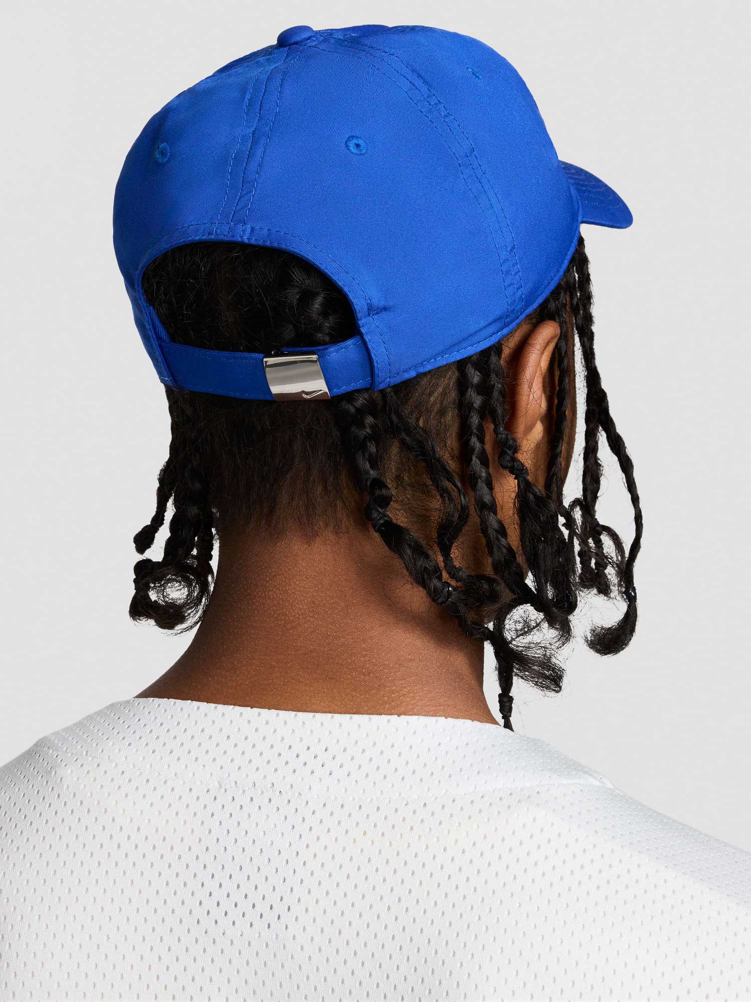 NIKE Шапка U NK DF CLUB CAP U CB MTSWSH L
