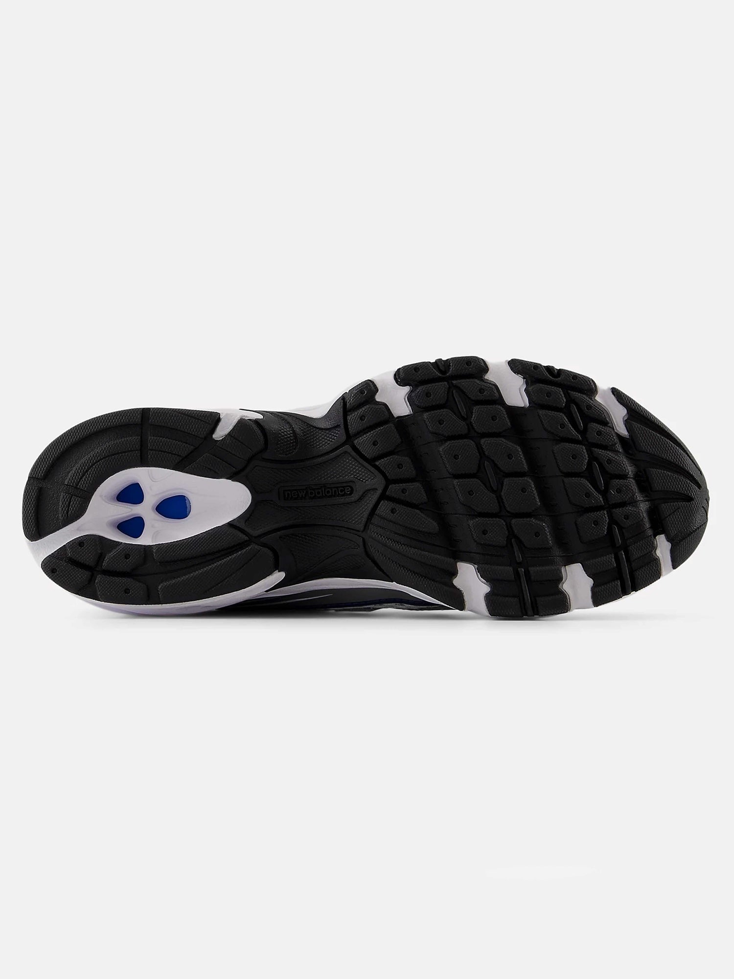 NEW BALANCE Обувки 740