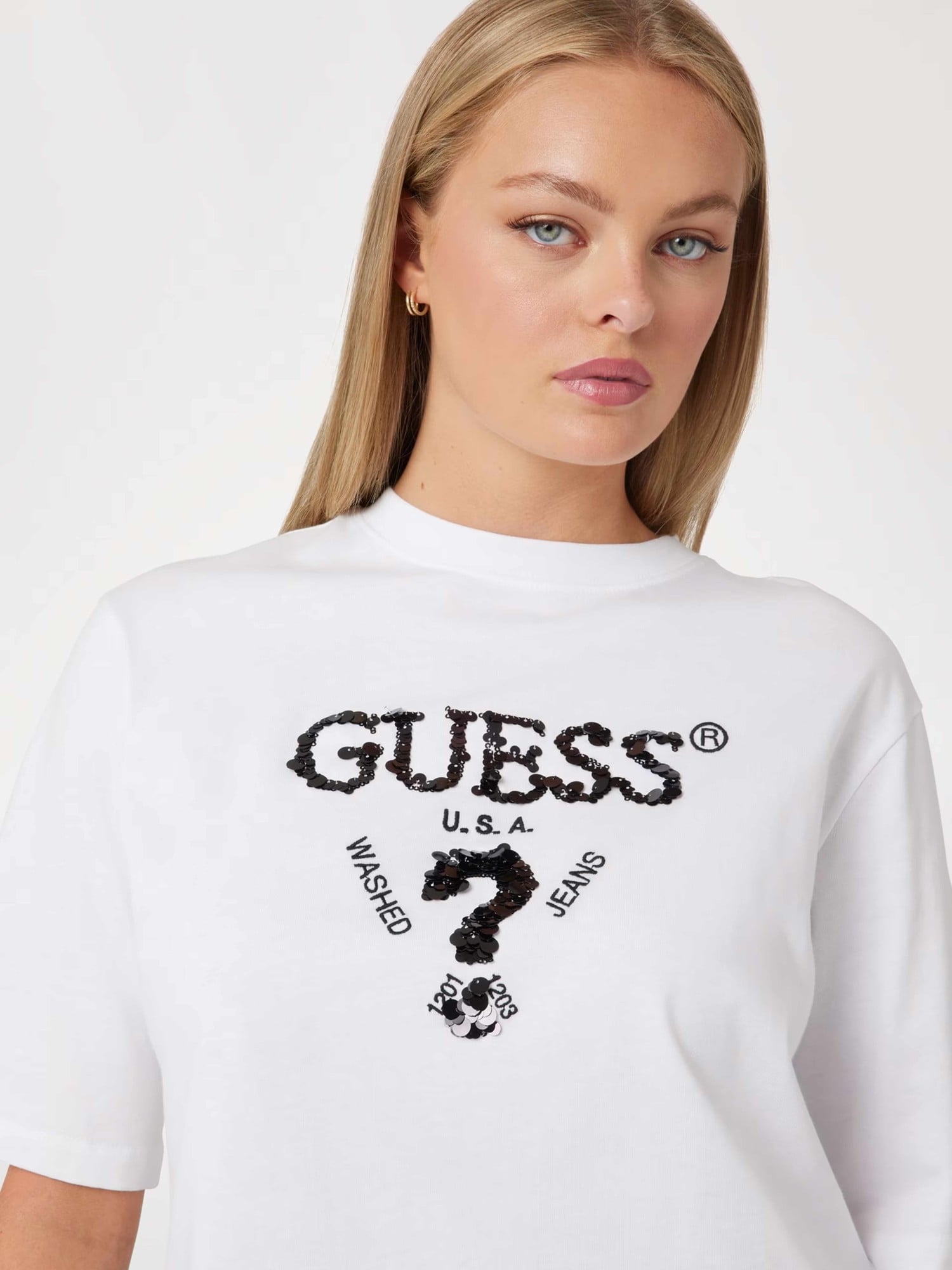 GUESS Тениска AURELIE BOXY TEE