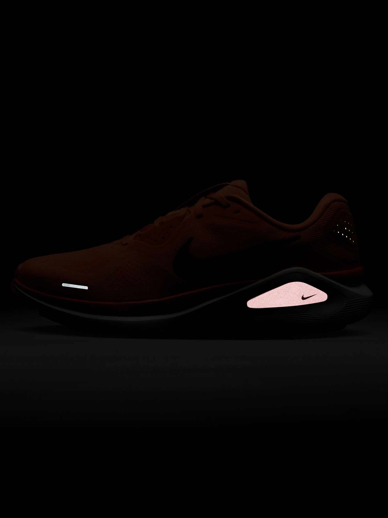 NIKE Обувки STRUCTURE 26