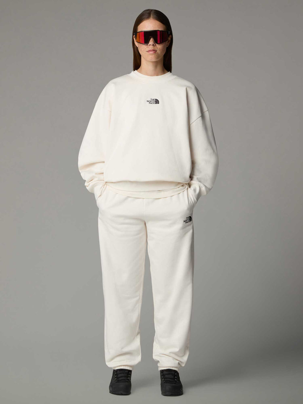 THE NORTH FACE Блуза W ESSENTIAL CREW