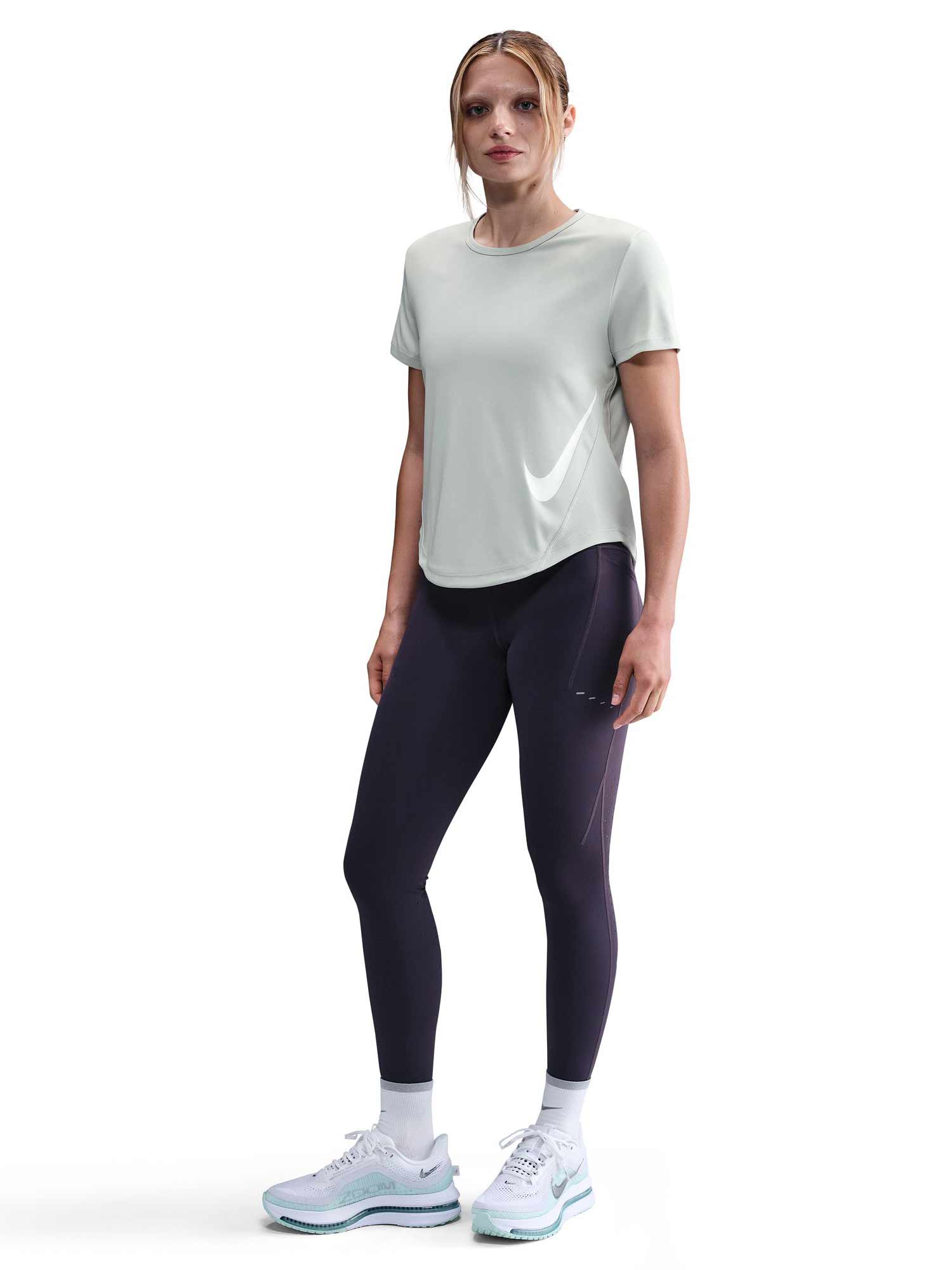 NIKE Тениска W NK TEMPO SWSH HBR DF SS TOP