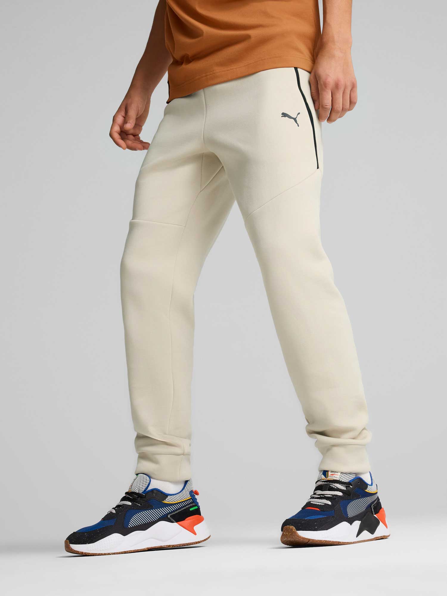 PUMA Спортно долнище PUMATECH Track Pant DK