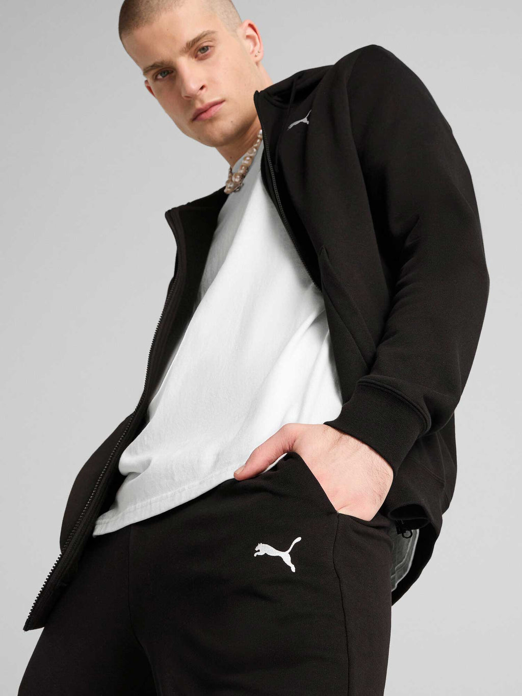PUMA Спортно долнище ESS Logo Sweatpants TR cl