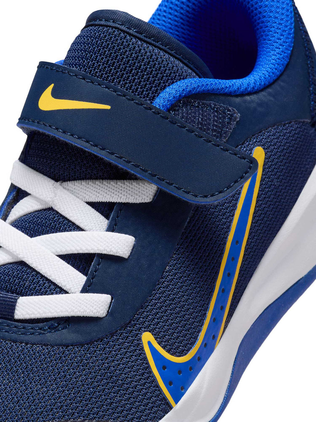 NIKE Обувки OMNI MULTI-COURT PS