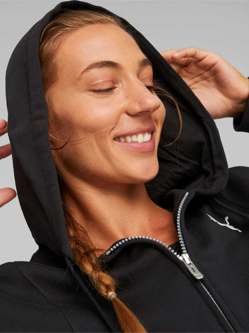 PUMA Суитшърт HER