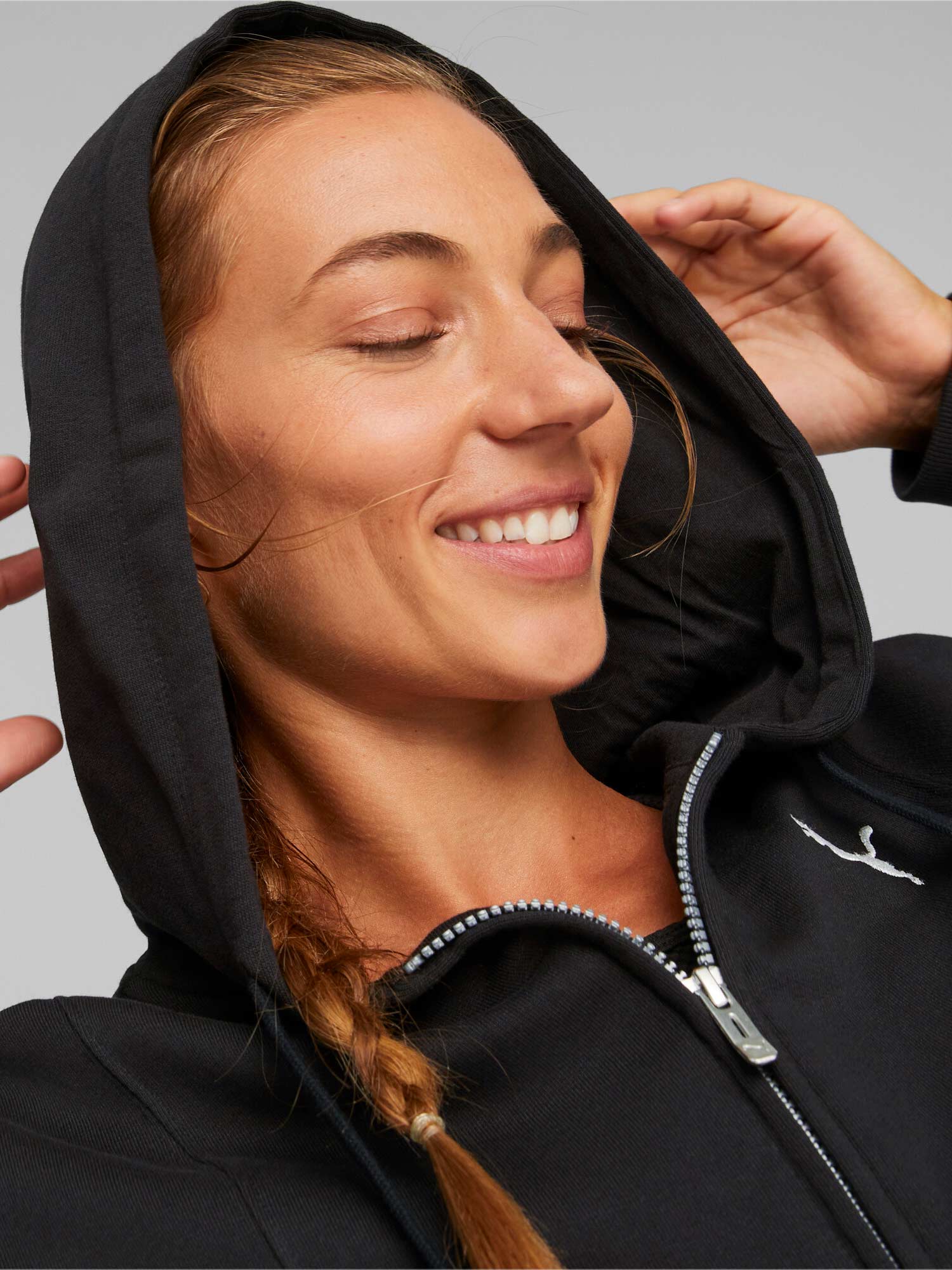 PUMA Суитшърт HER