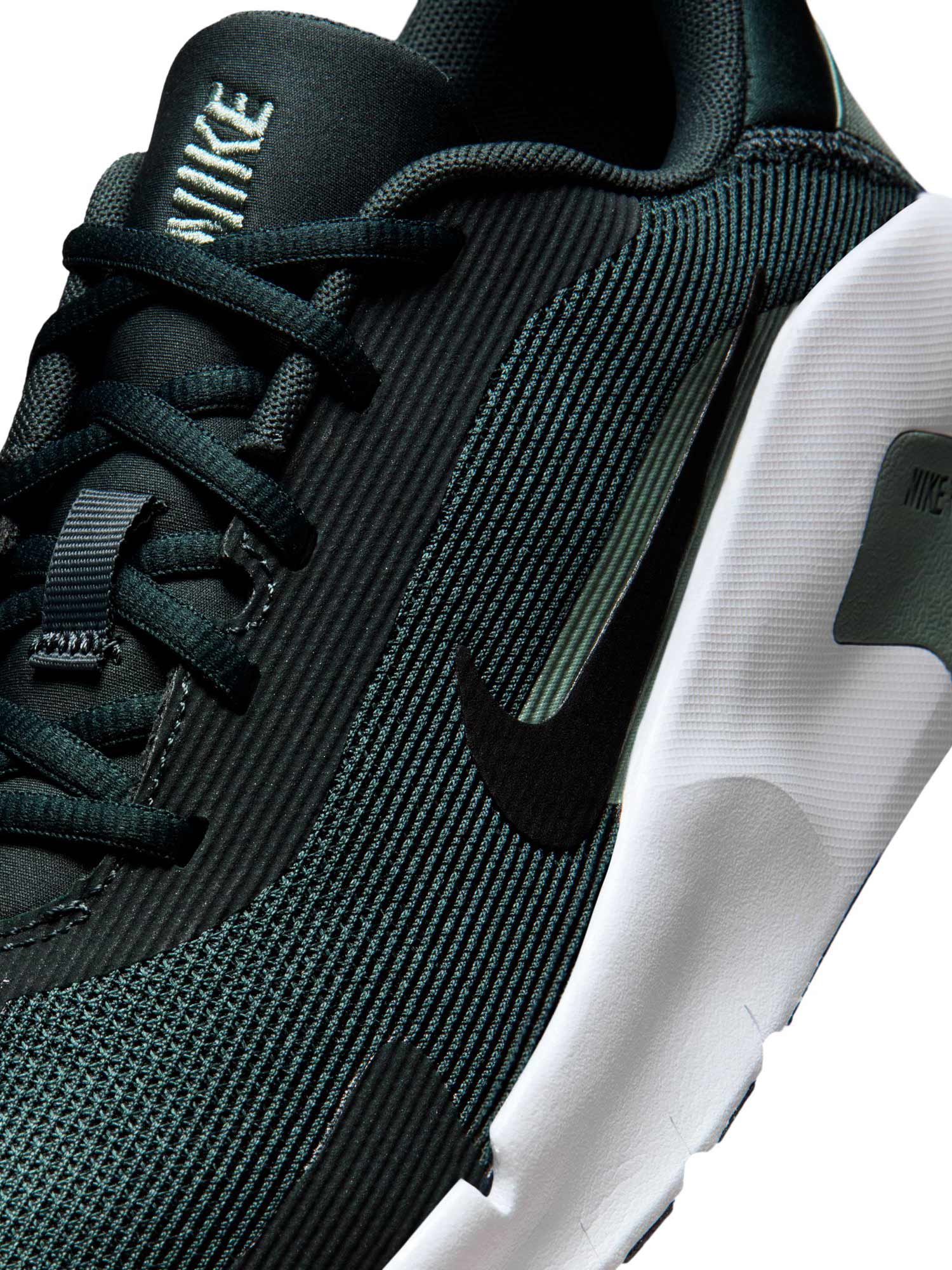 NIKE Обувки FLEX TRAIN
