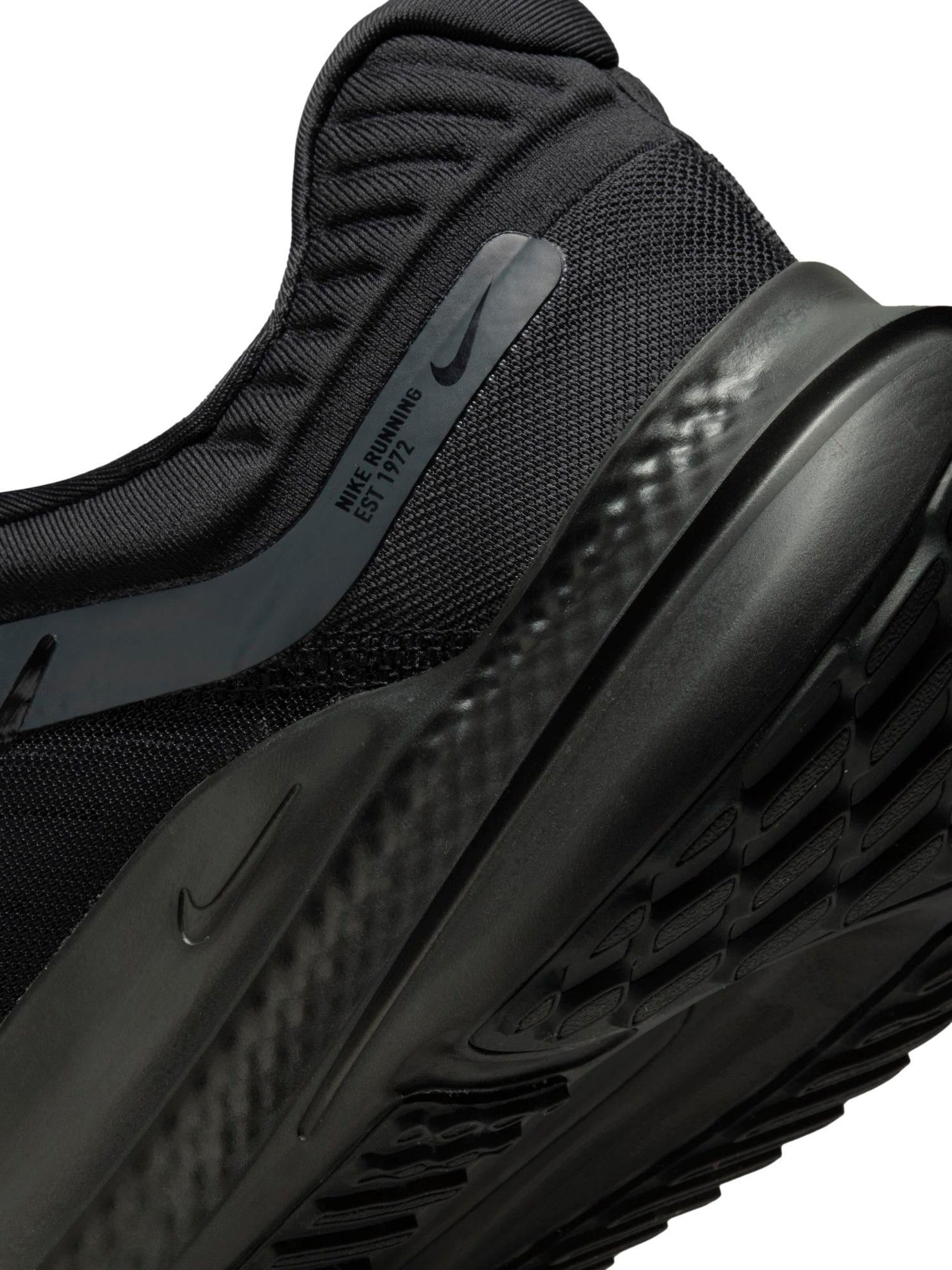 NIKE Обувки QUEST 5