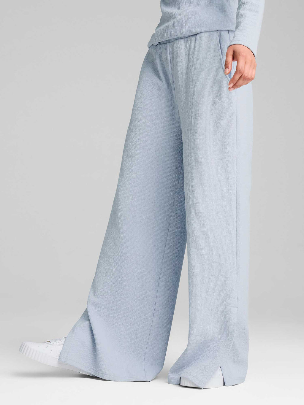 PUMA Спортно долнище HER High-Waist Sweatpants TR op