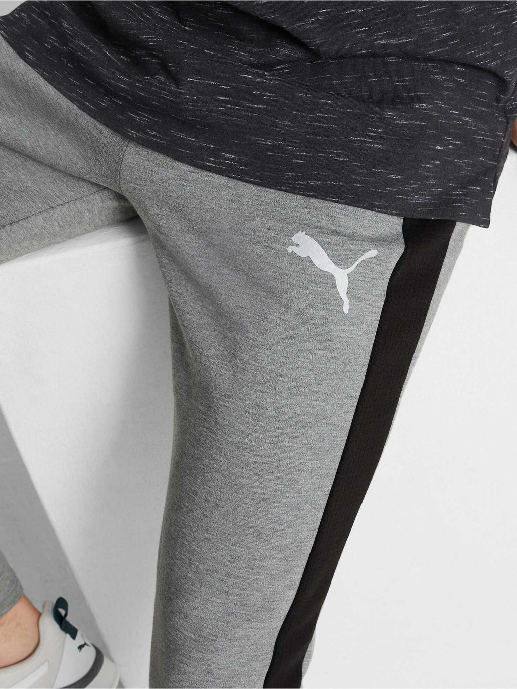 PUMA Спортно долнище Evostripe