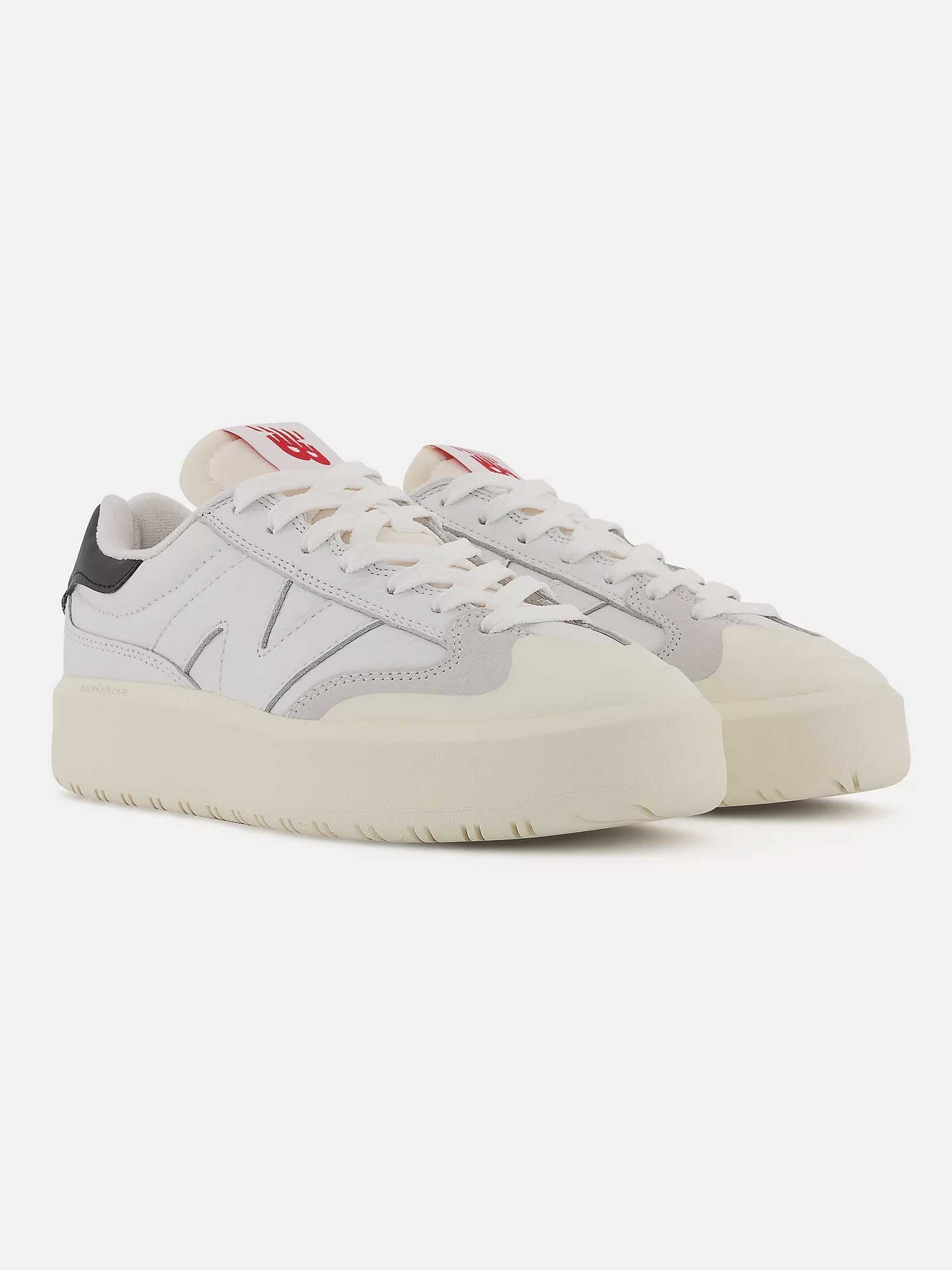 NEW BALANCE Обувки CT302