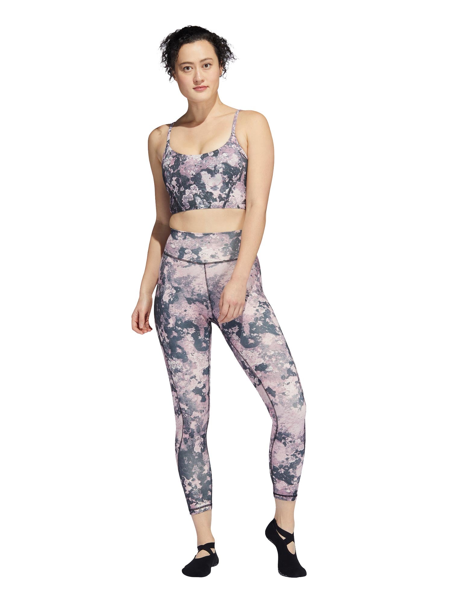 ADIDAS PERFORMANCE Спортен сутиен Yoga Light Support Long Line AOP