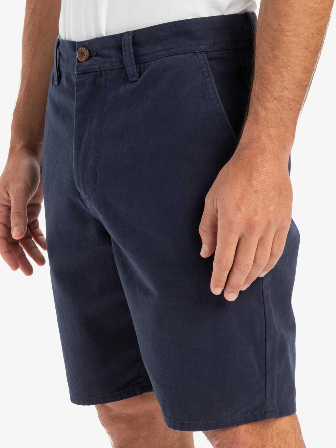 QUIKSILVER Къси панталони EVERYDAY CHINO LIGHT SHORT