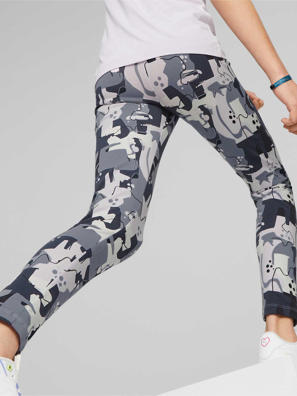 PUMA Клин ESS+ STREET ART AOP G