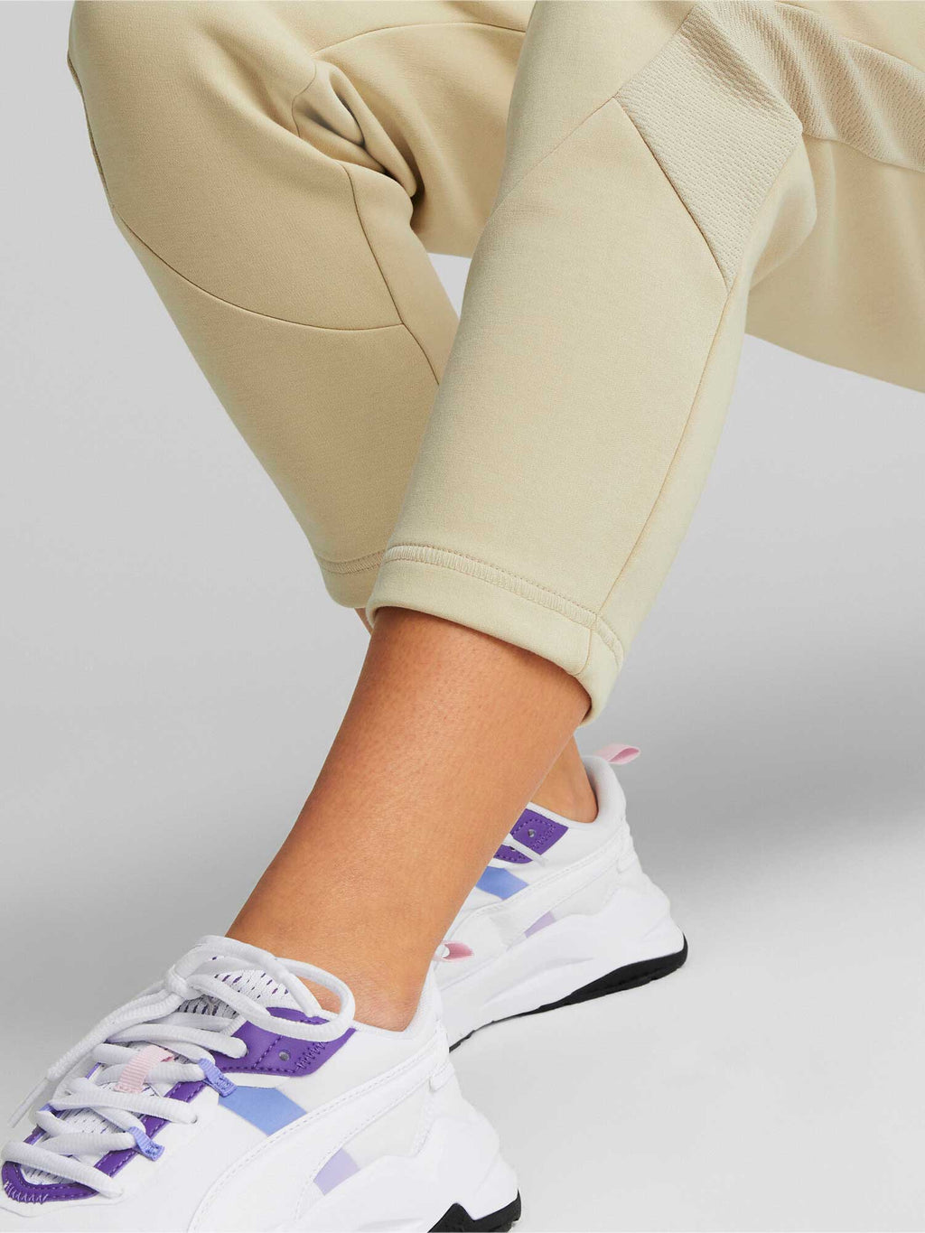 PUMA Спортно долнище EVOSTRIPE High-Waist