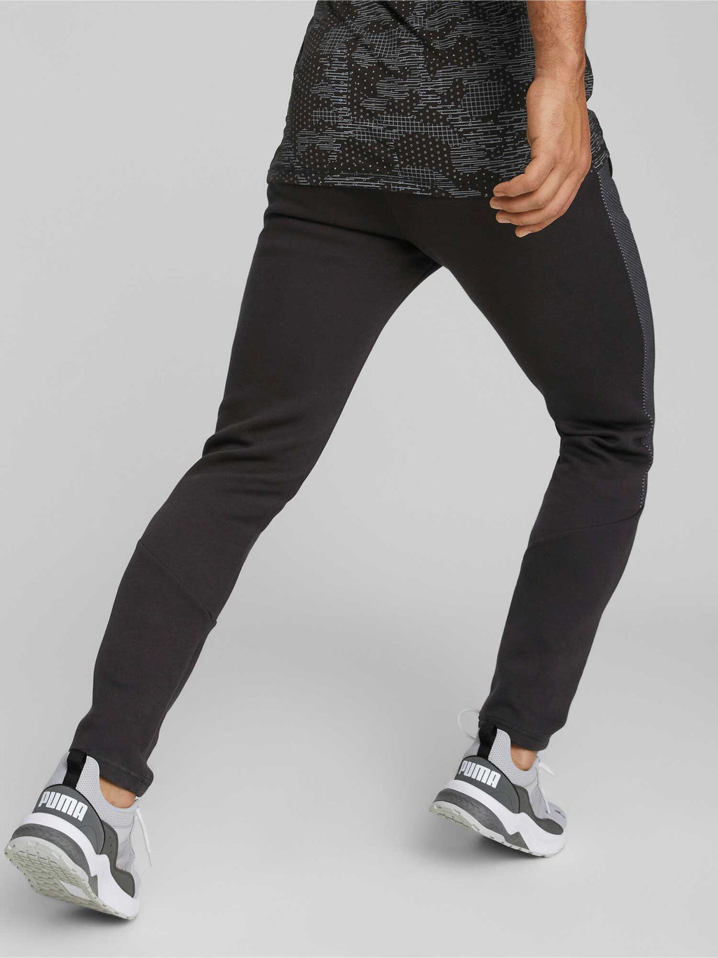 PUMA Спортно долнище EVOSTRIPE Pants DK