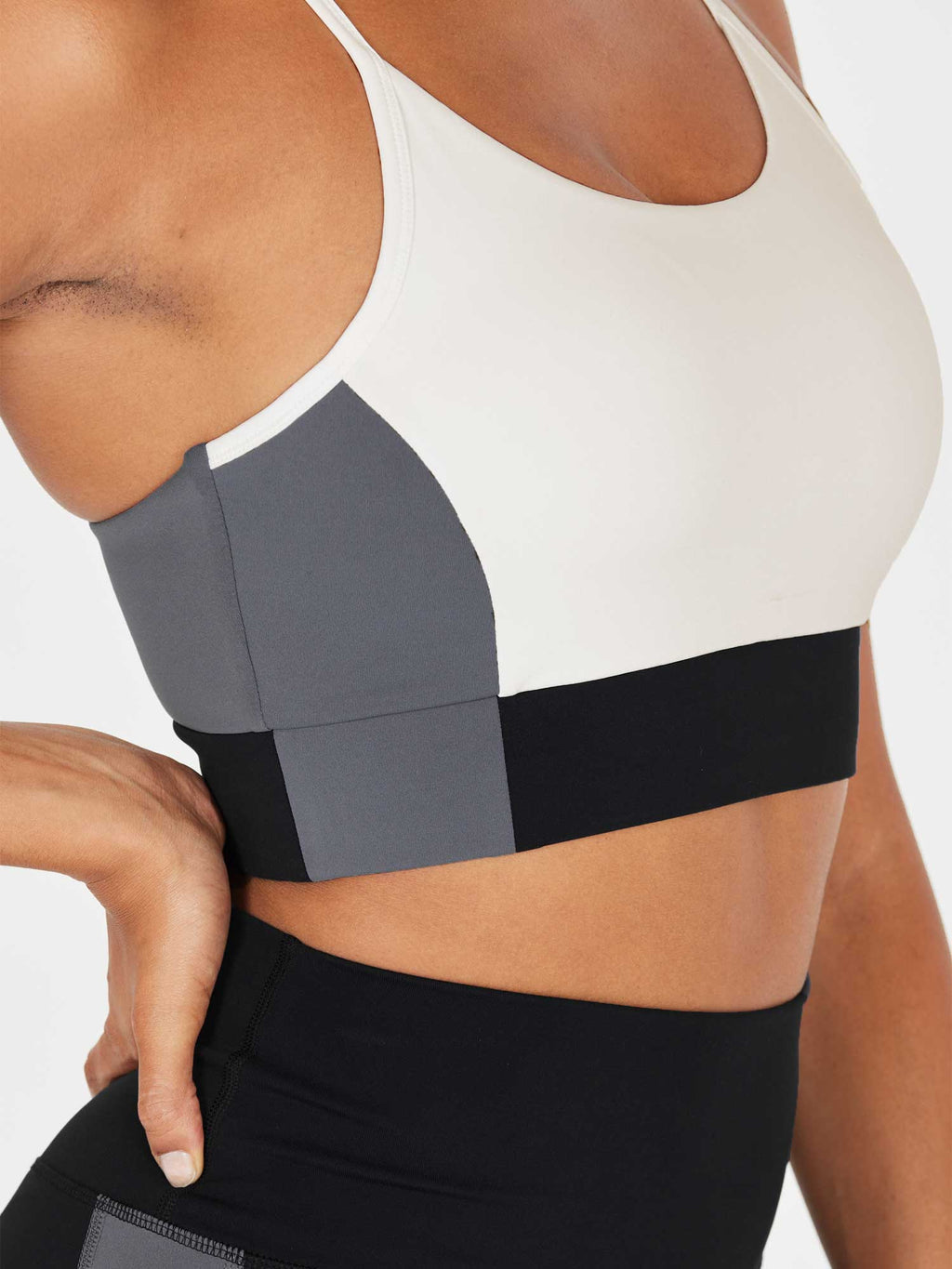 ATHLECIA Спортен сутиен Sukey