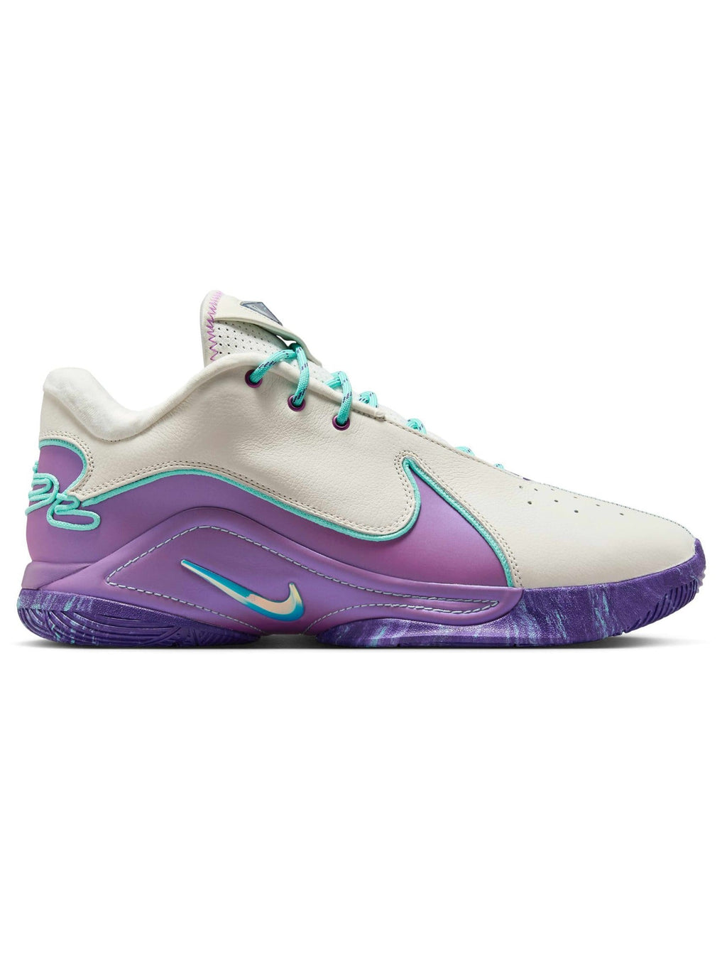 NIKE Обувки LEBRON XXII