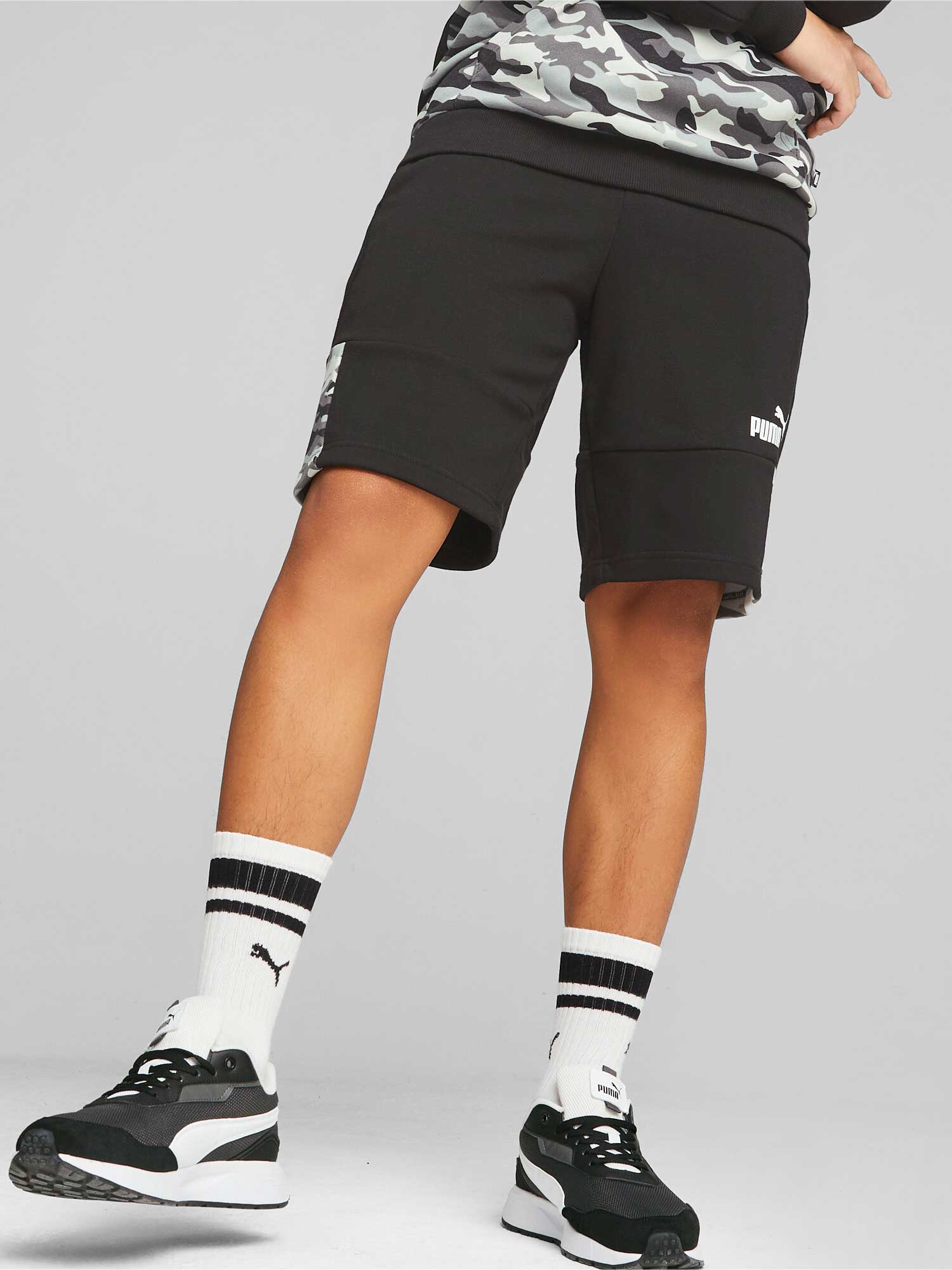 PUMA Къси панталони ESS BLOCK CAMO 10' TR