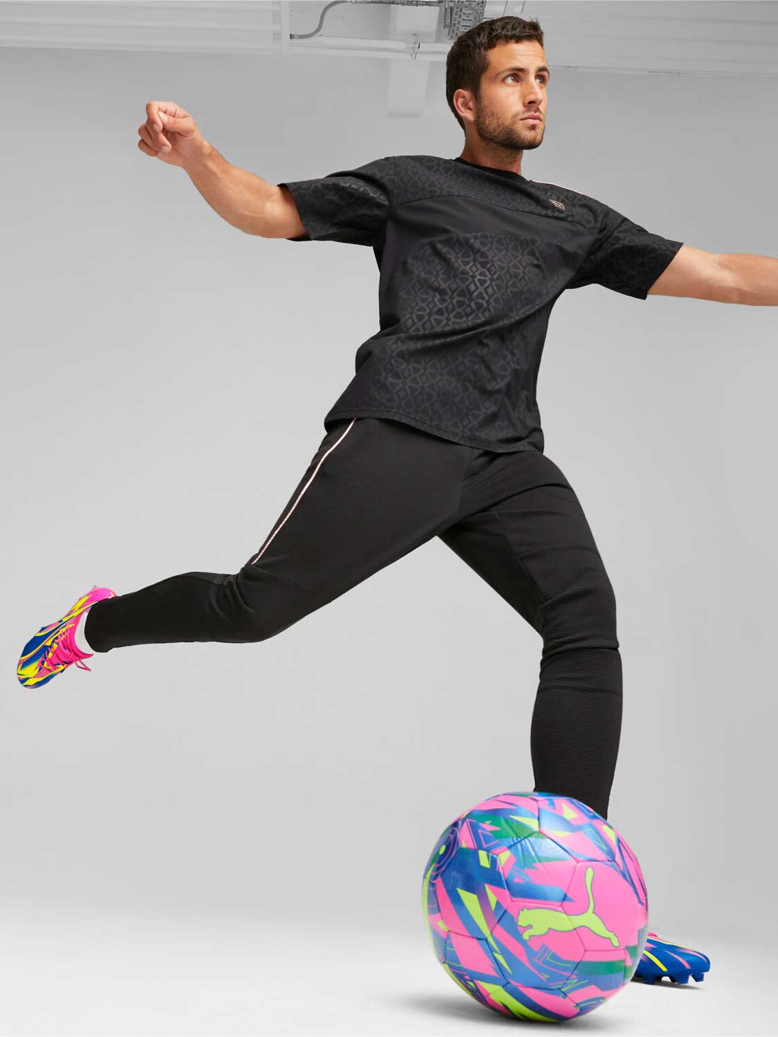 PUMA Обувки ULTRA ULTIMATE ENERGY FG/AG