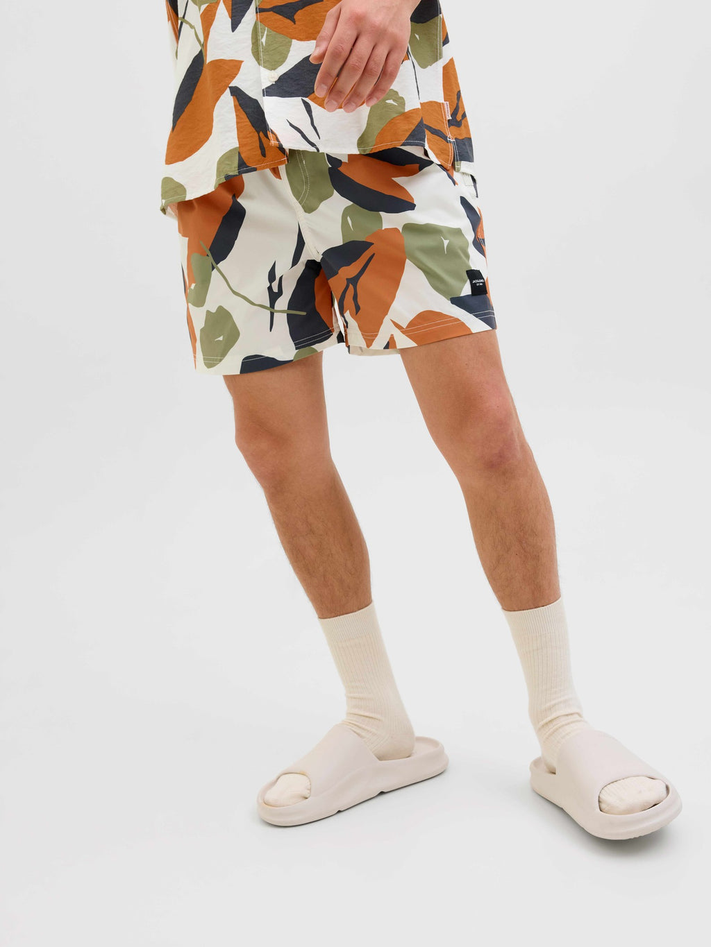 JACK & JONES Плувни шорти JPSTMAUI JJSWIM OCEAN DAYS AKM