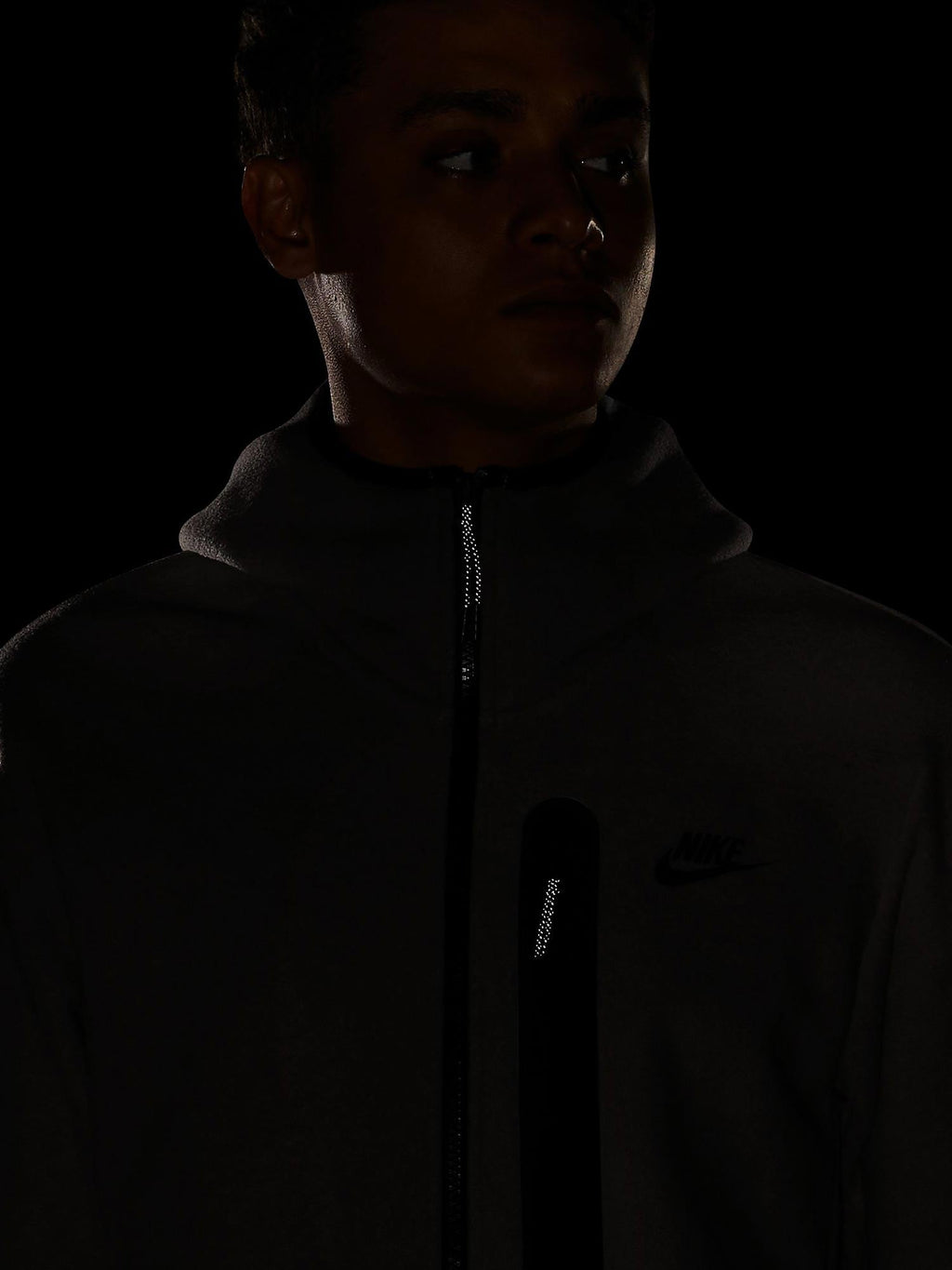 NIKE Суитшърт M TCH FLC FZ WINTER HD