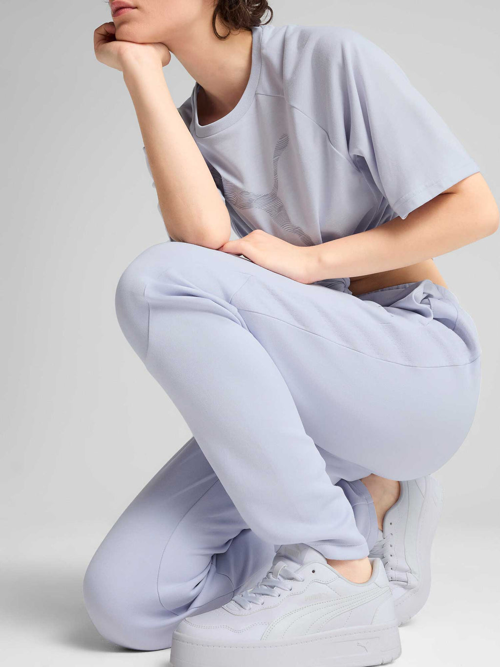 PUMA Спортно долнище EVOSTRIPE Sweatpants DK op