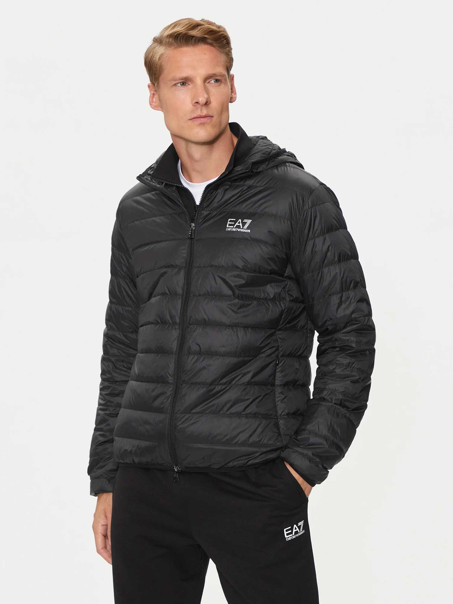 EA7 Emporio Armani Яке TRAIN CORE ID M DOWN LIGHT JACKET HOODIE CC