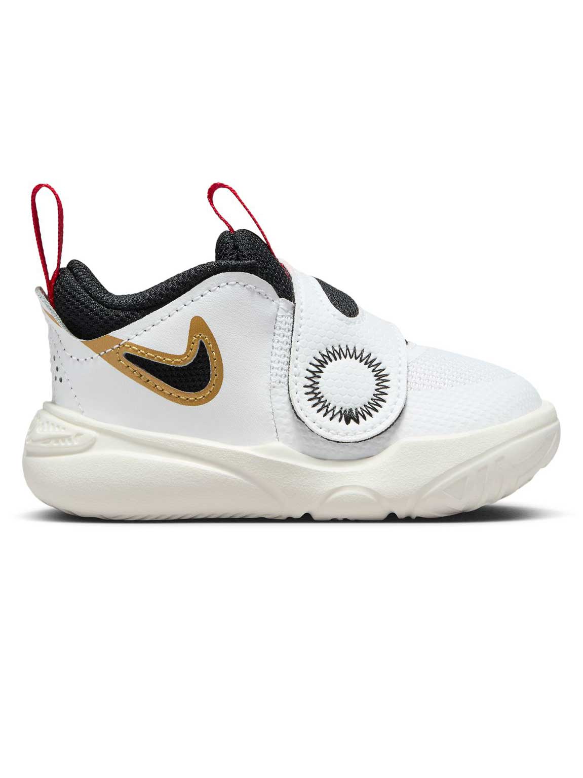NIKE Обувки TEAM HUSTLE D 11 (TD)