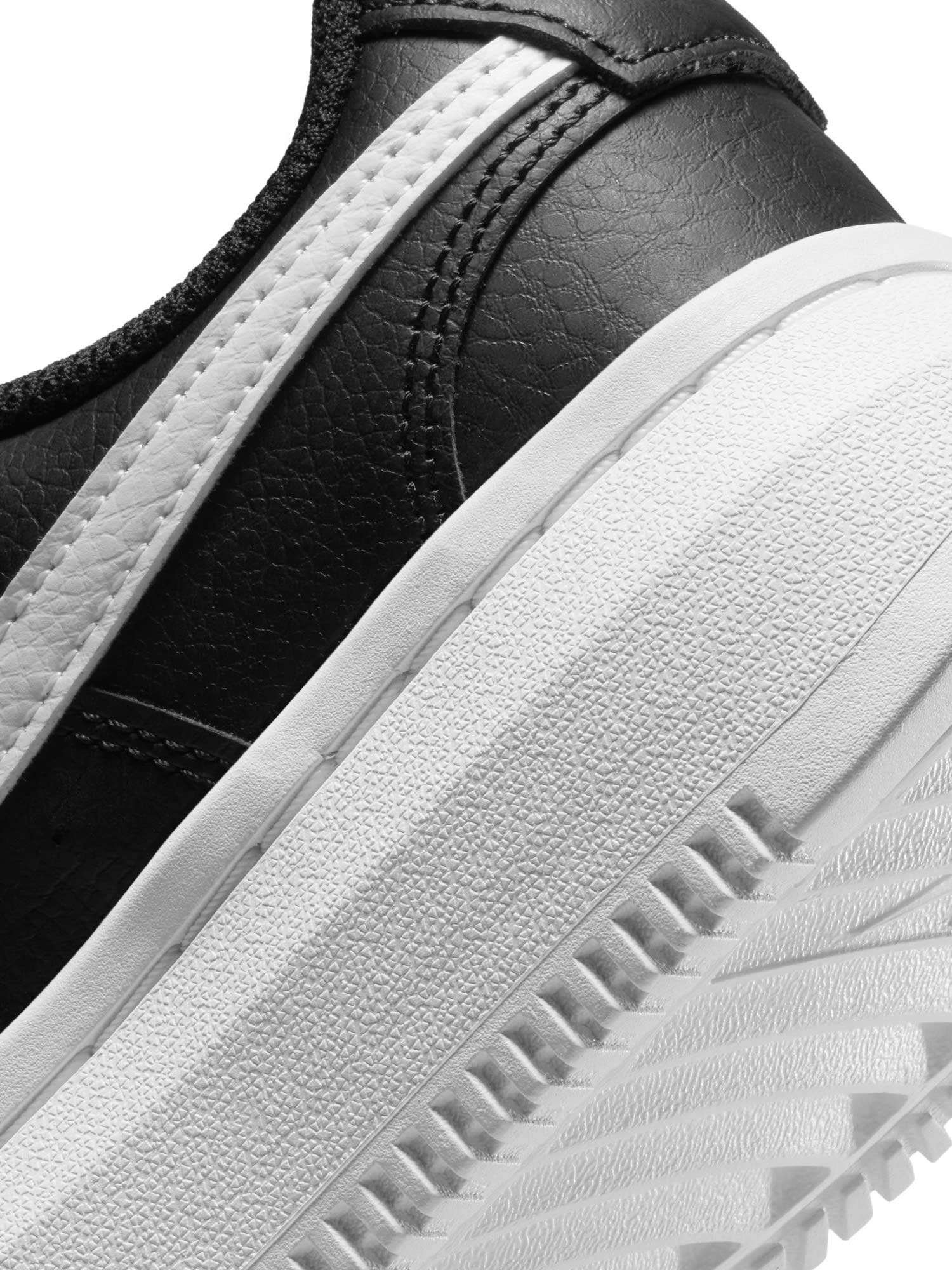 NIKE Обувки W COURT VISION ALTA LTR