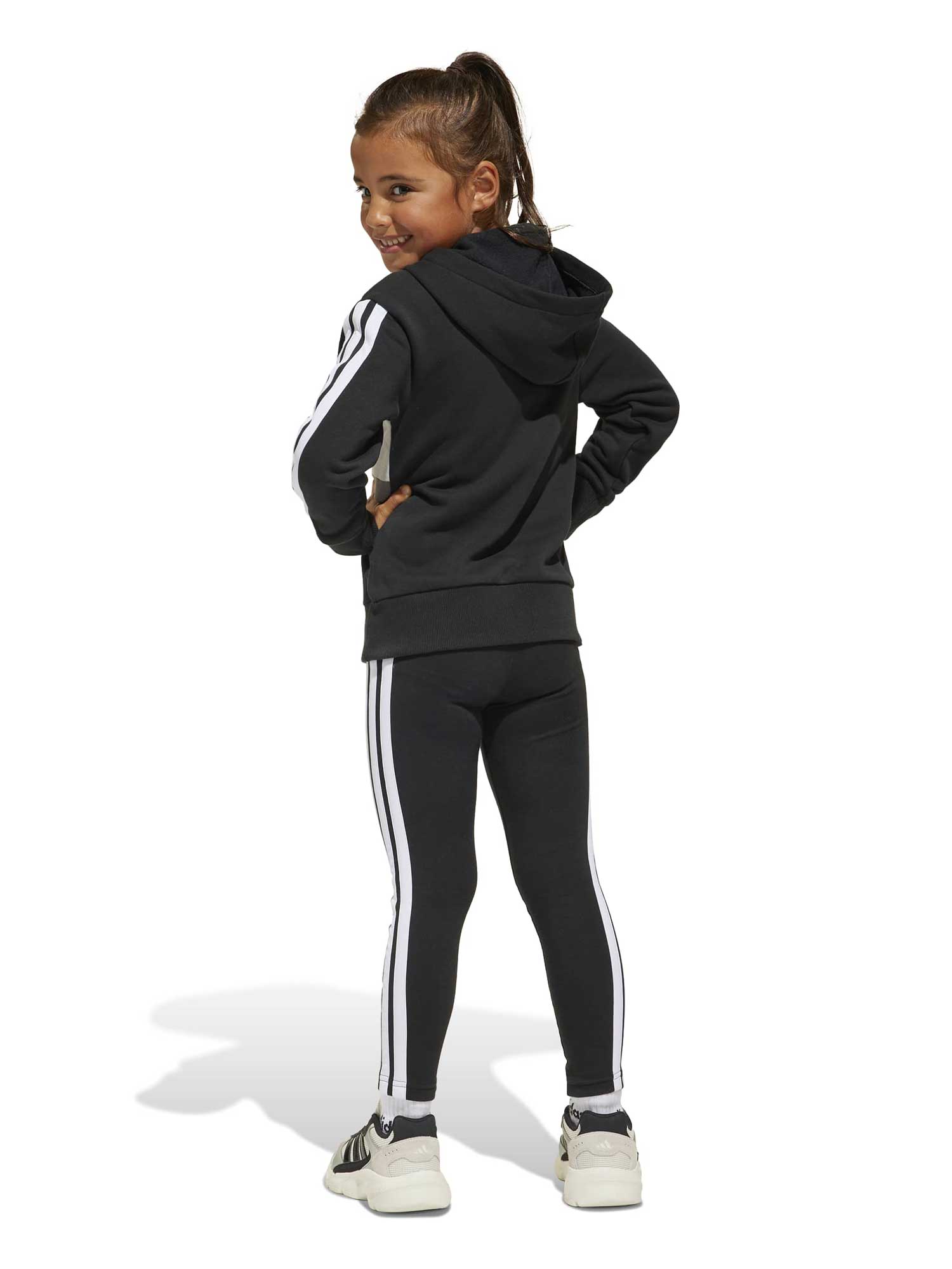 ADIDAS SPORTSWEAR Спортен екип Seasonal Essentials Tiberio 3-Stripes