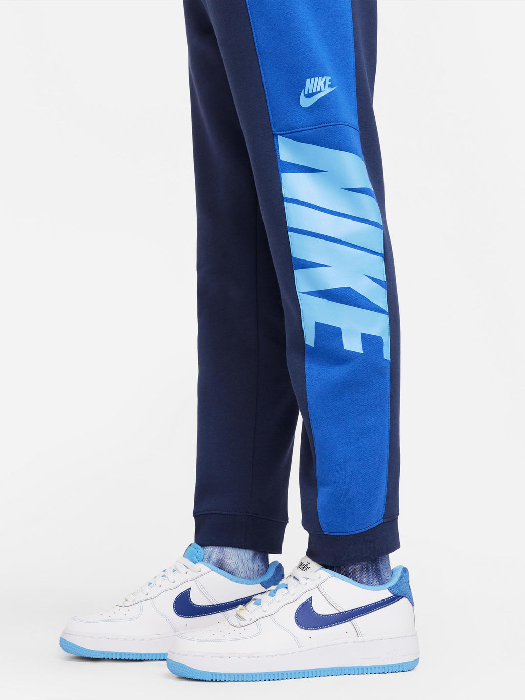 NIKE Спортно долнище B AMPLIFY HBR