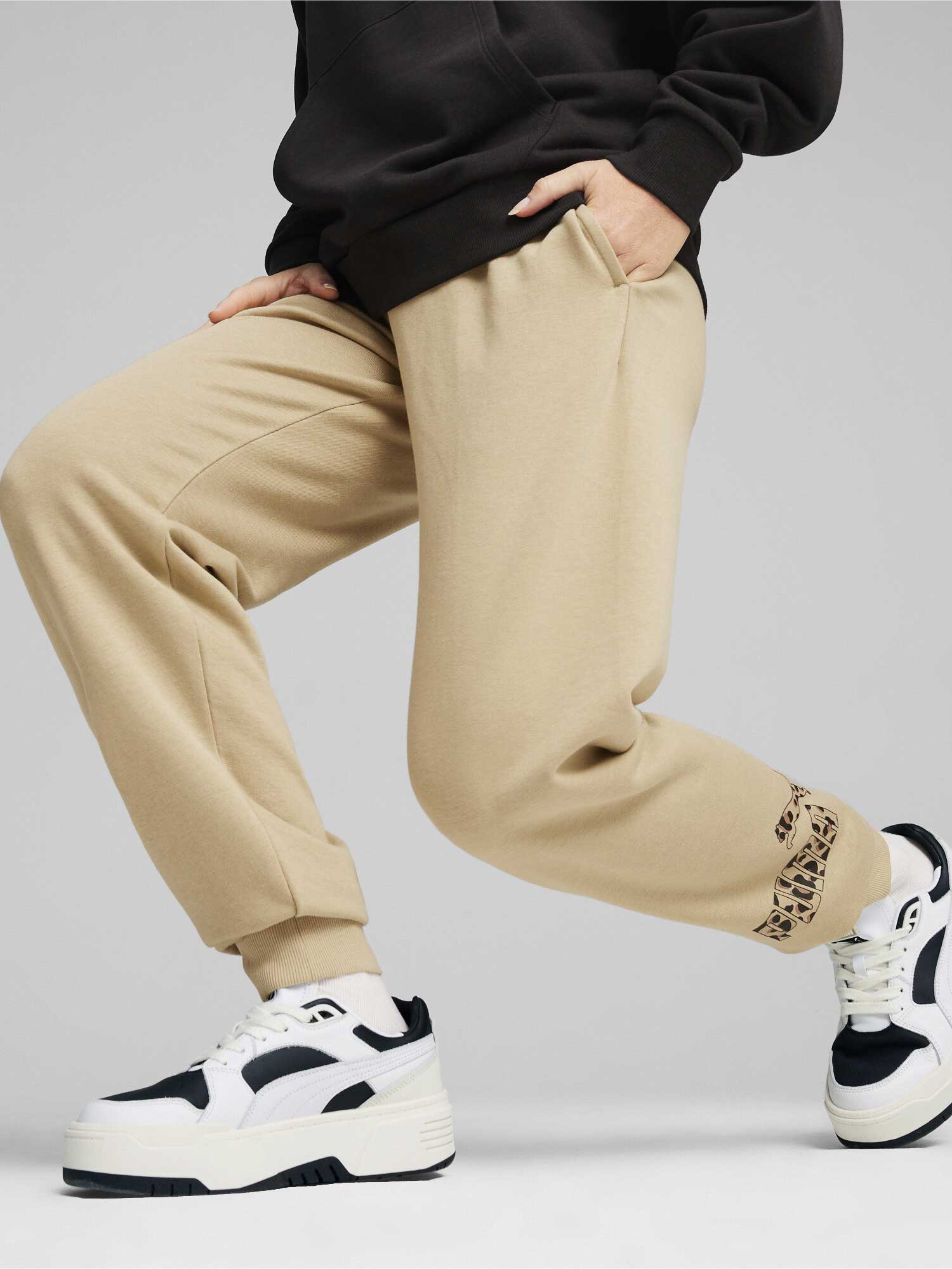PUMA Спортно долнище ESS+ ANIMAL Pants TR