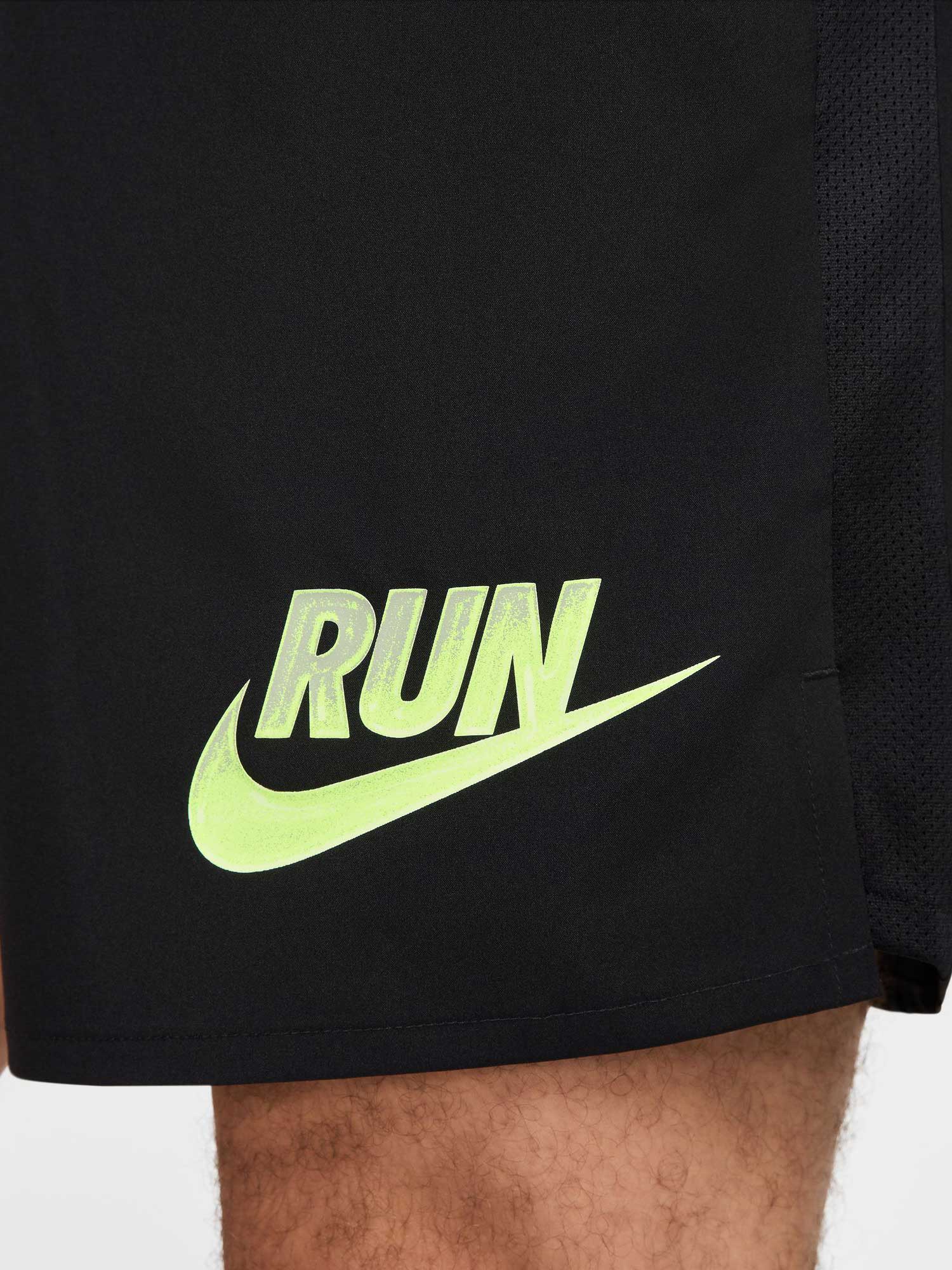 NIKE Къси панталони M NK RUN ENRGY CHLNGR 7UL SHRT